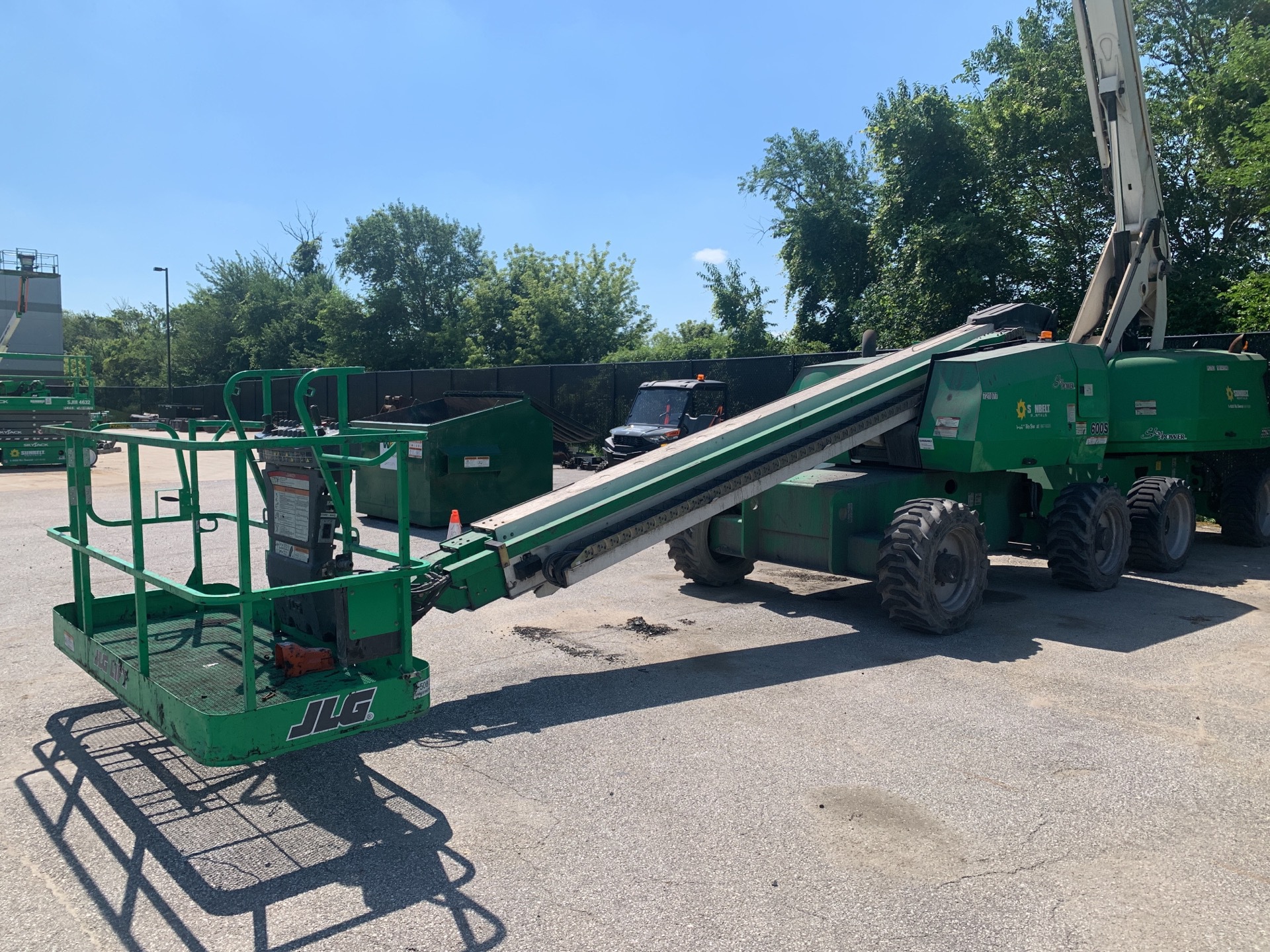 2015 JLG 600S 4WD Diesel Telescopic Boom Lift