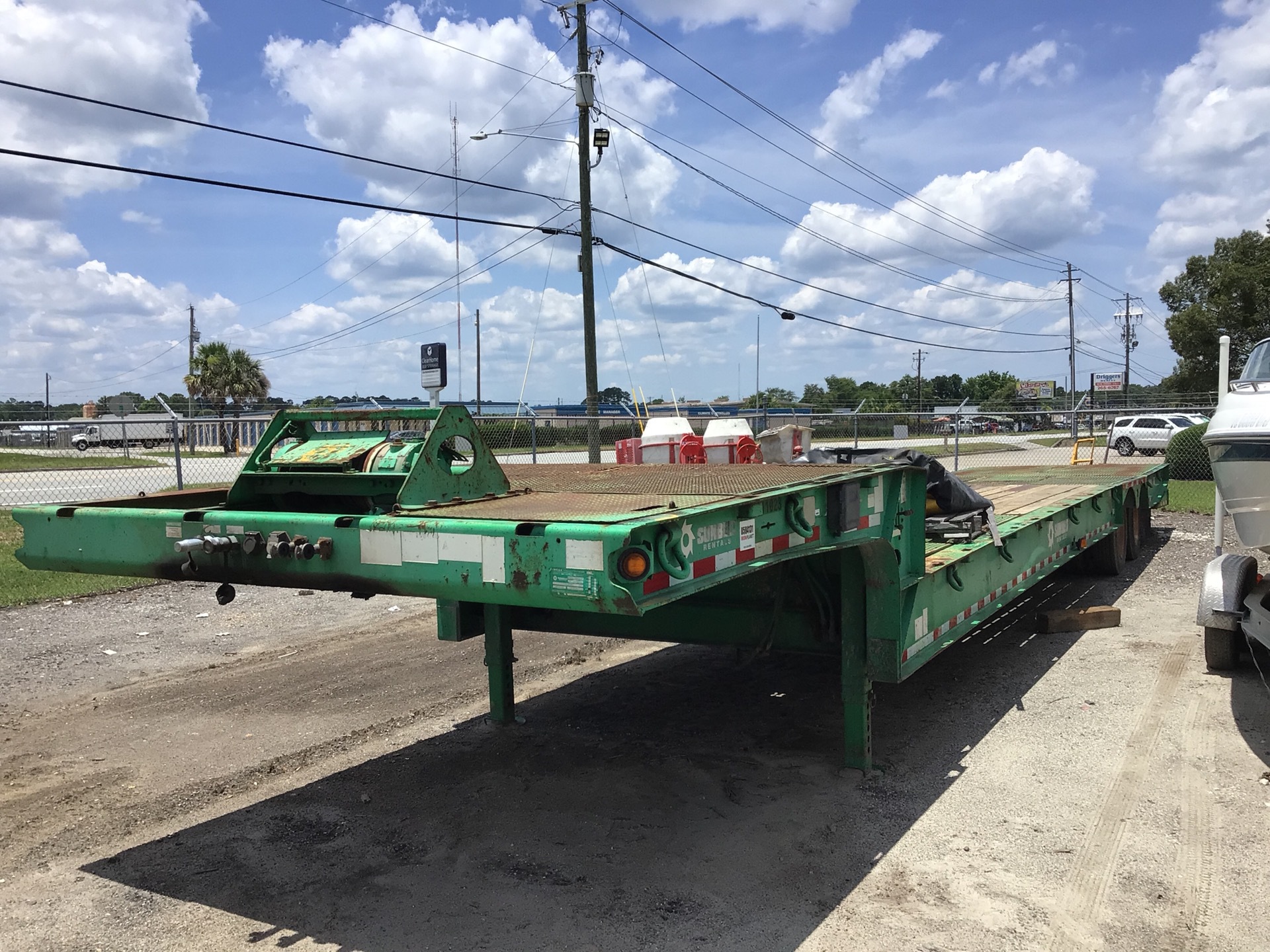 2011 Load King HFT70RS2 T/A Hydraulic Tail Trailer