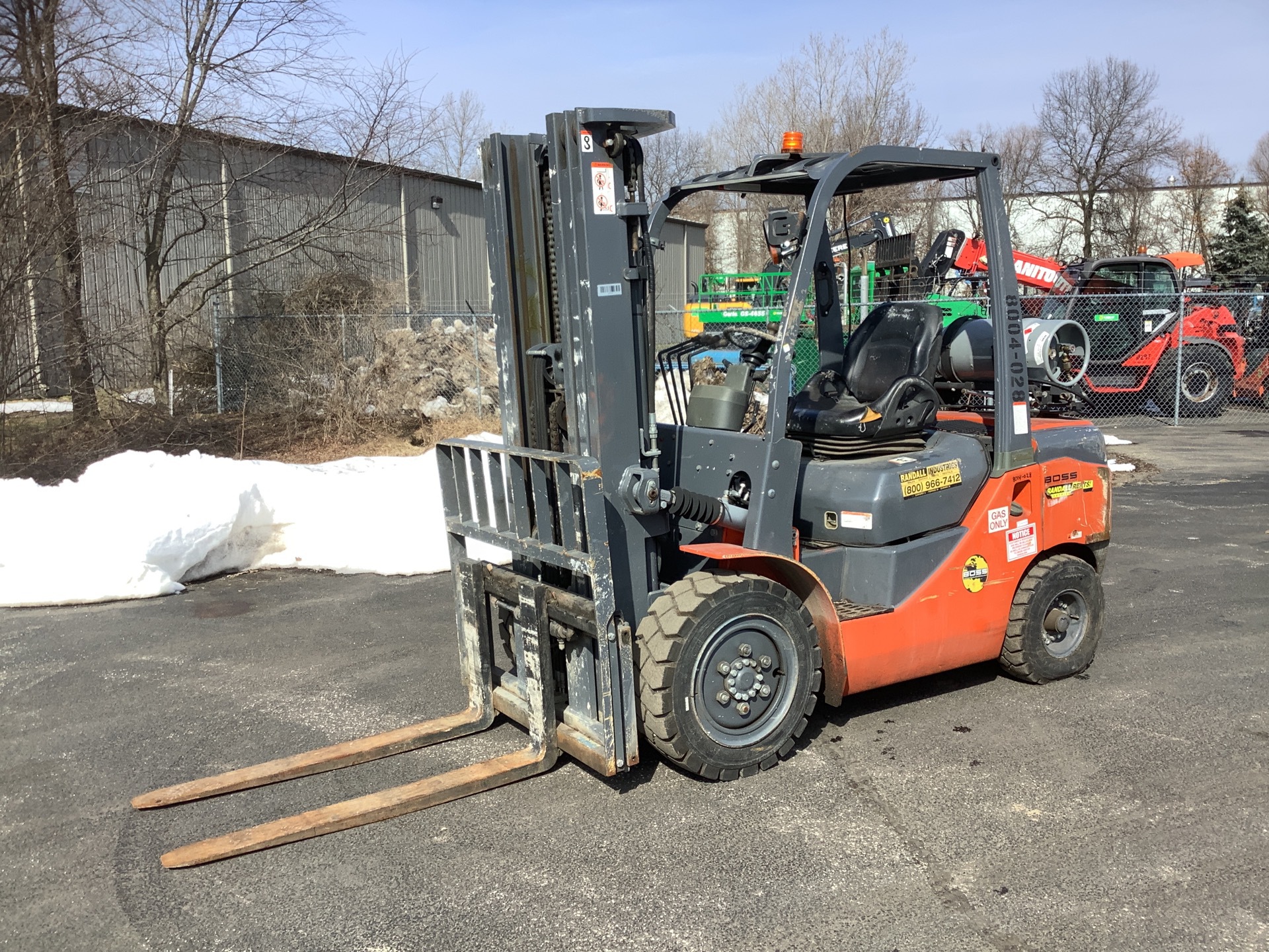 2017 Boss FY30 6,615 lb Pneumatic Tire Forklift