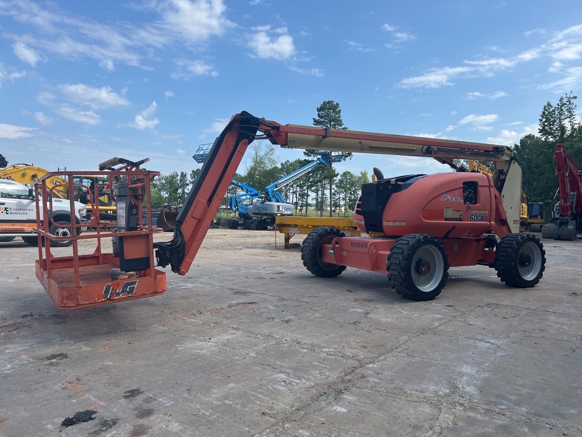 2014 JLG 600AJ 4WD Diesel Articulating Boom Lift