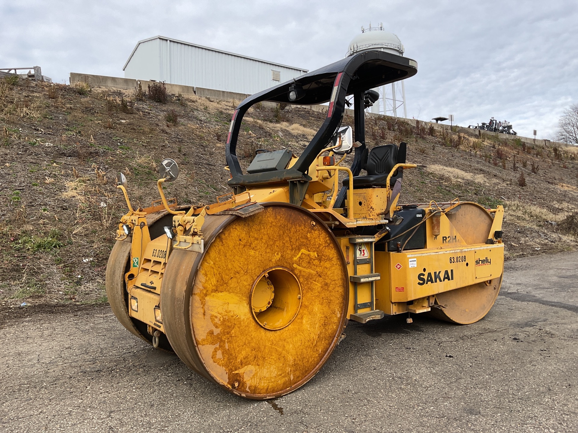 2008 Sakai R2H-1 3 Wheel Roller