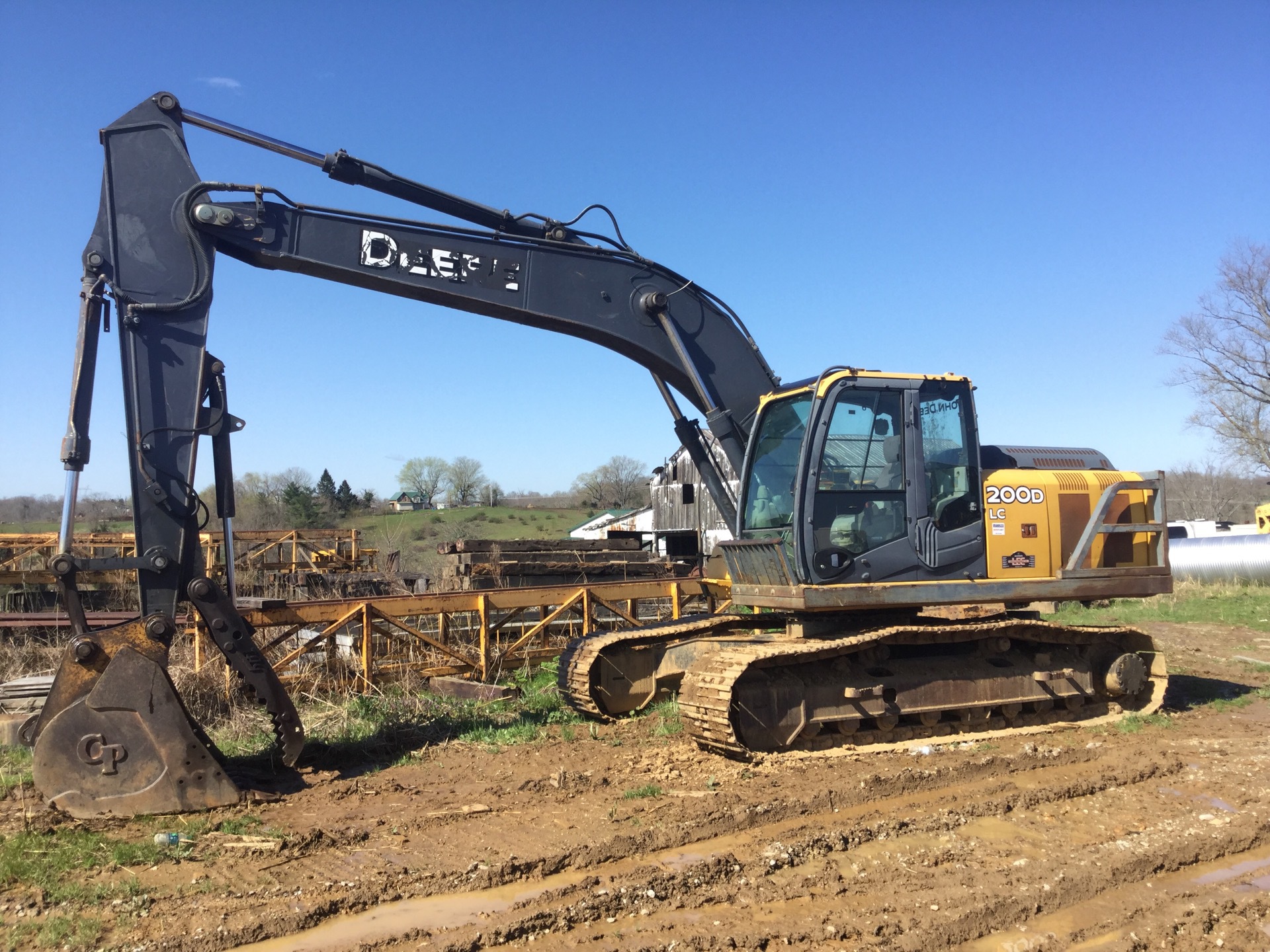 2007 John Deere 200D LC Tracked Excavator