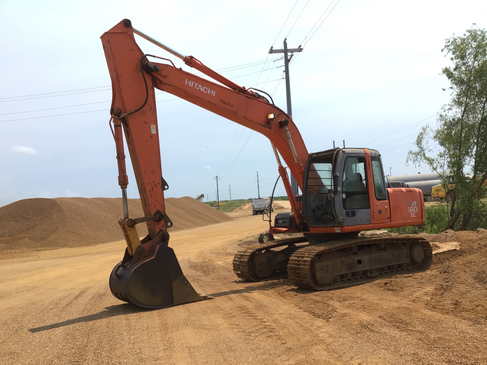 2005 Hitachi ZX160LC Tracked Excavator