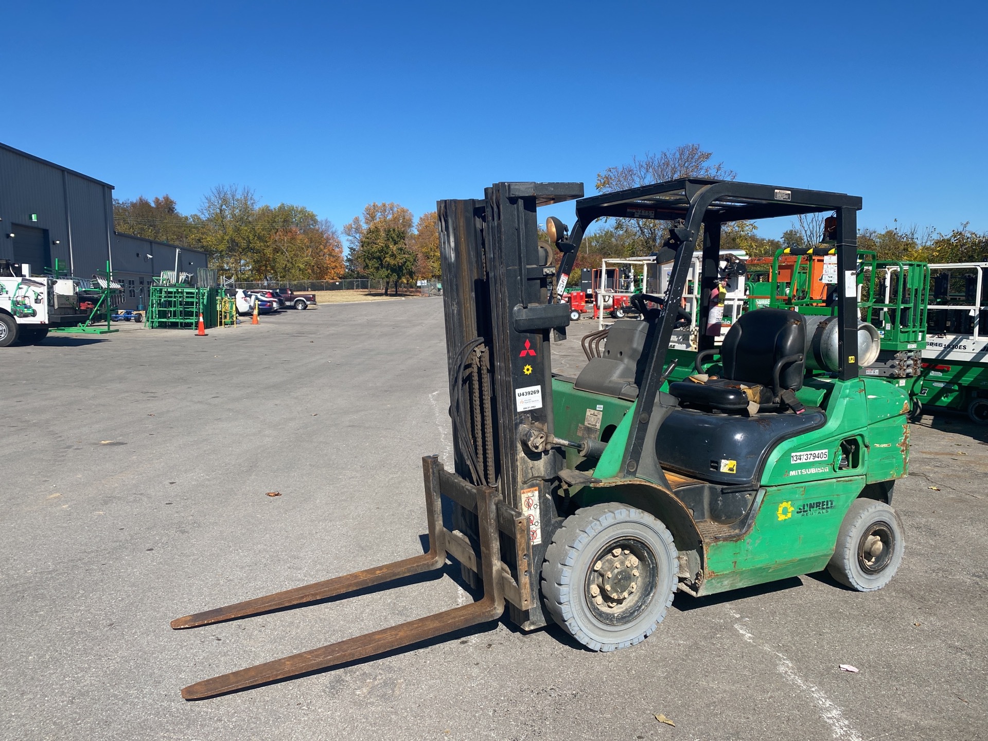 2011 Mitsubishi FG25N 4600 lb Pneumatic Tire Forklift