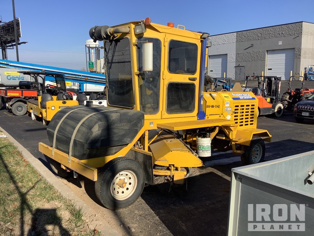 2015 Superior Broom DT80-K Self-Propelled Broom