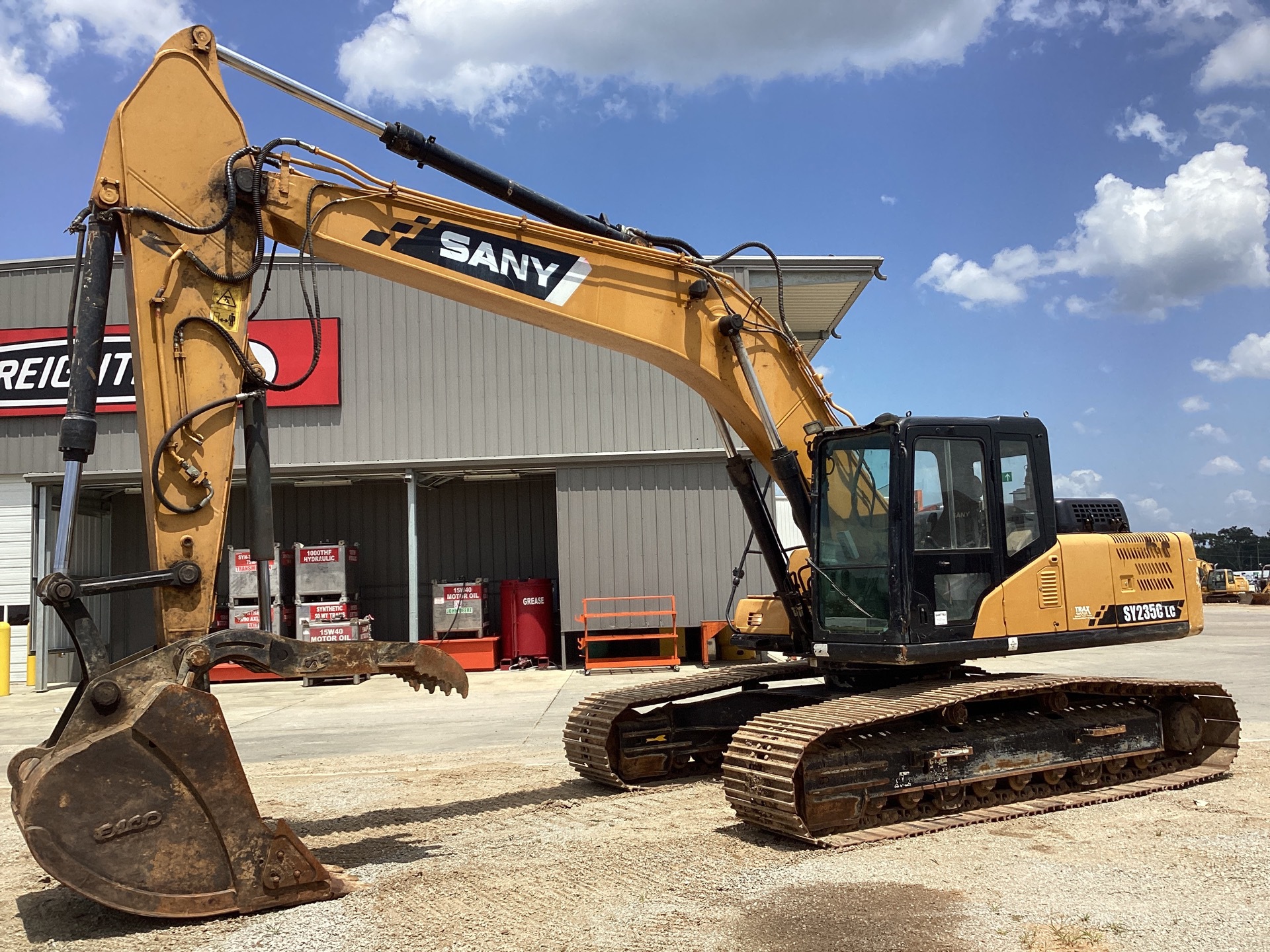 2015 Sany SY235LC Tracked Excavator