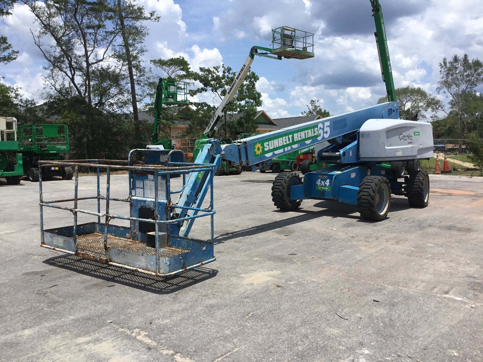 2014 Genie S-65 4WD Diesel Telescopic Boom Lift