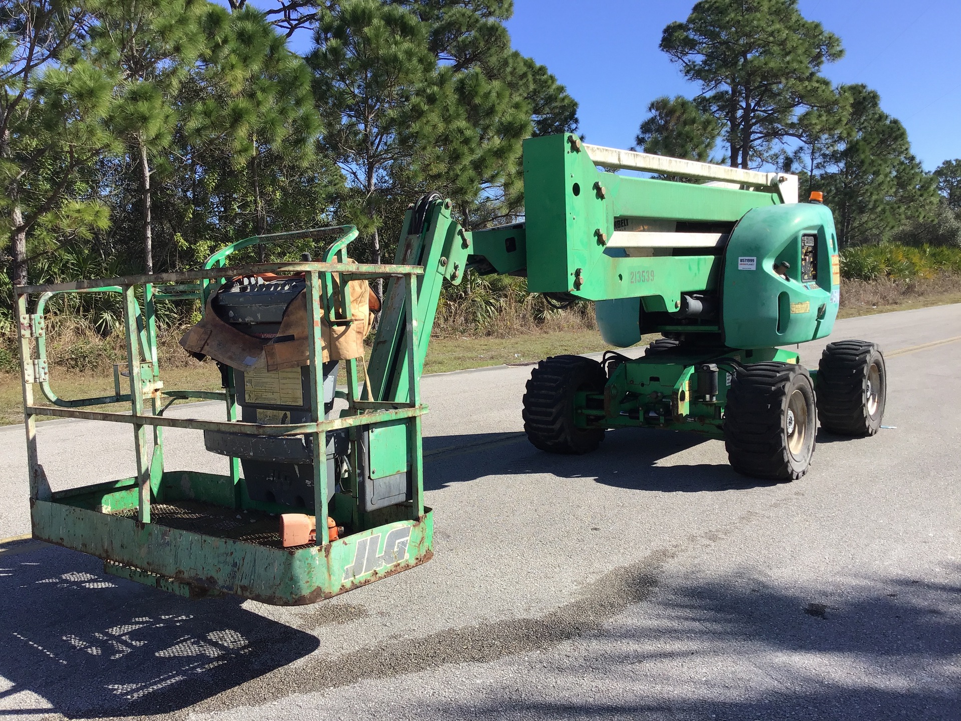 2008 JLG 450AJ Series ll 4WD Diesel Articulating Boom Lift