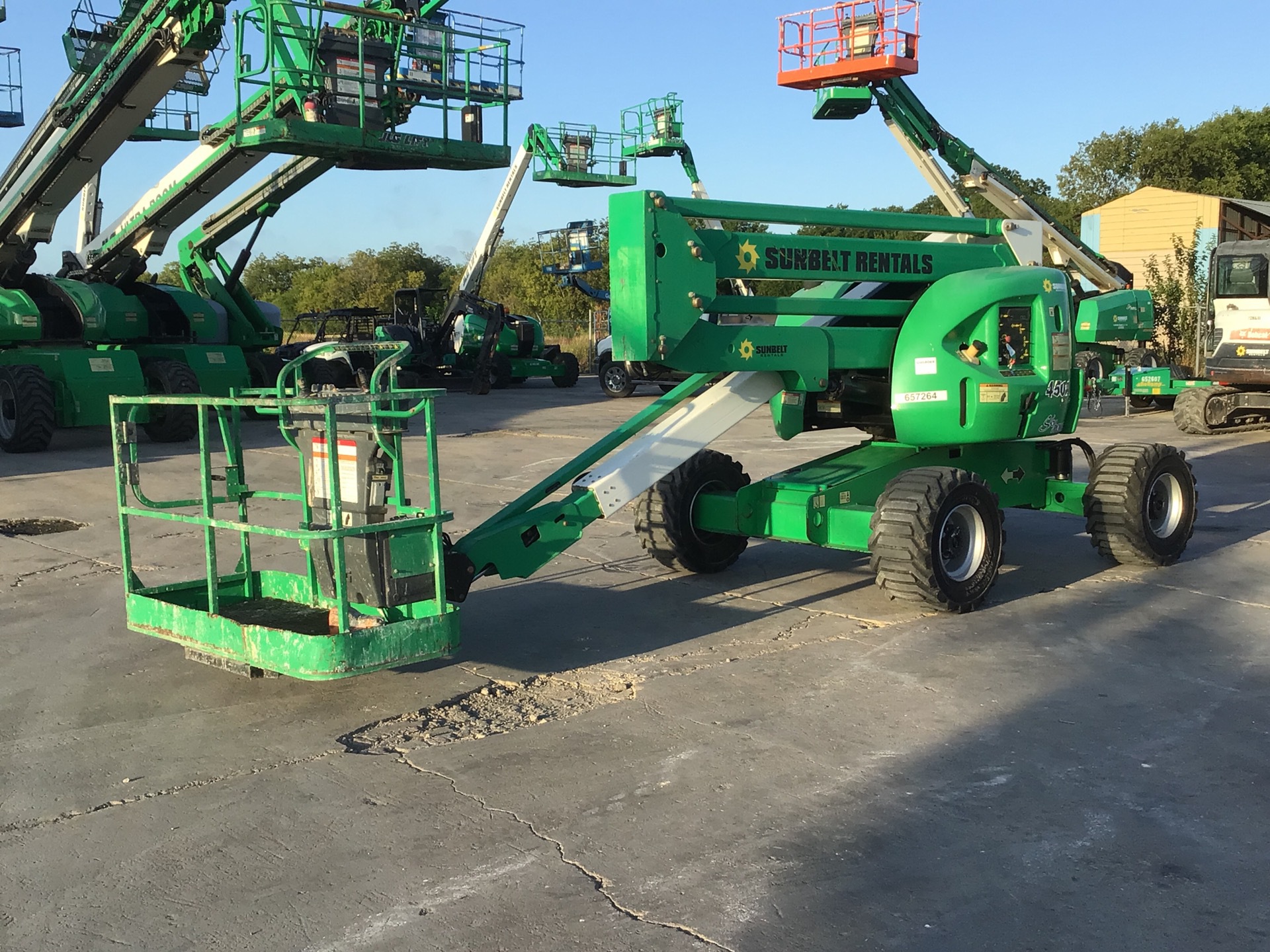 2014 JLG 450A Series II 4WD Diesel Articulating Boom Lift