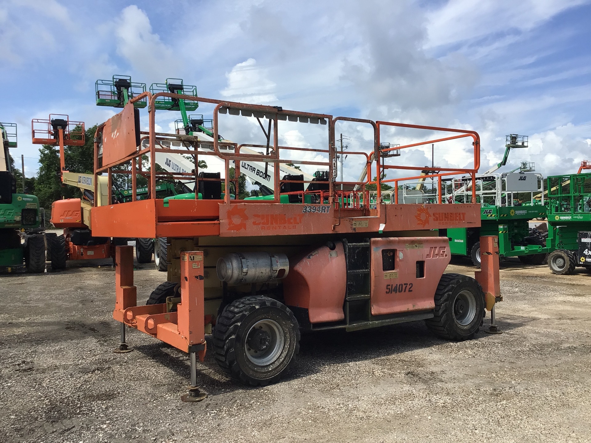 2013 JLG 3394RT Dual Fuel 4x4 Scissor Lift