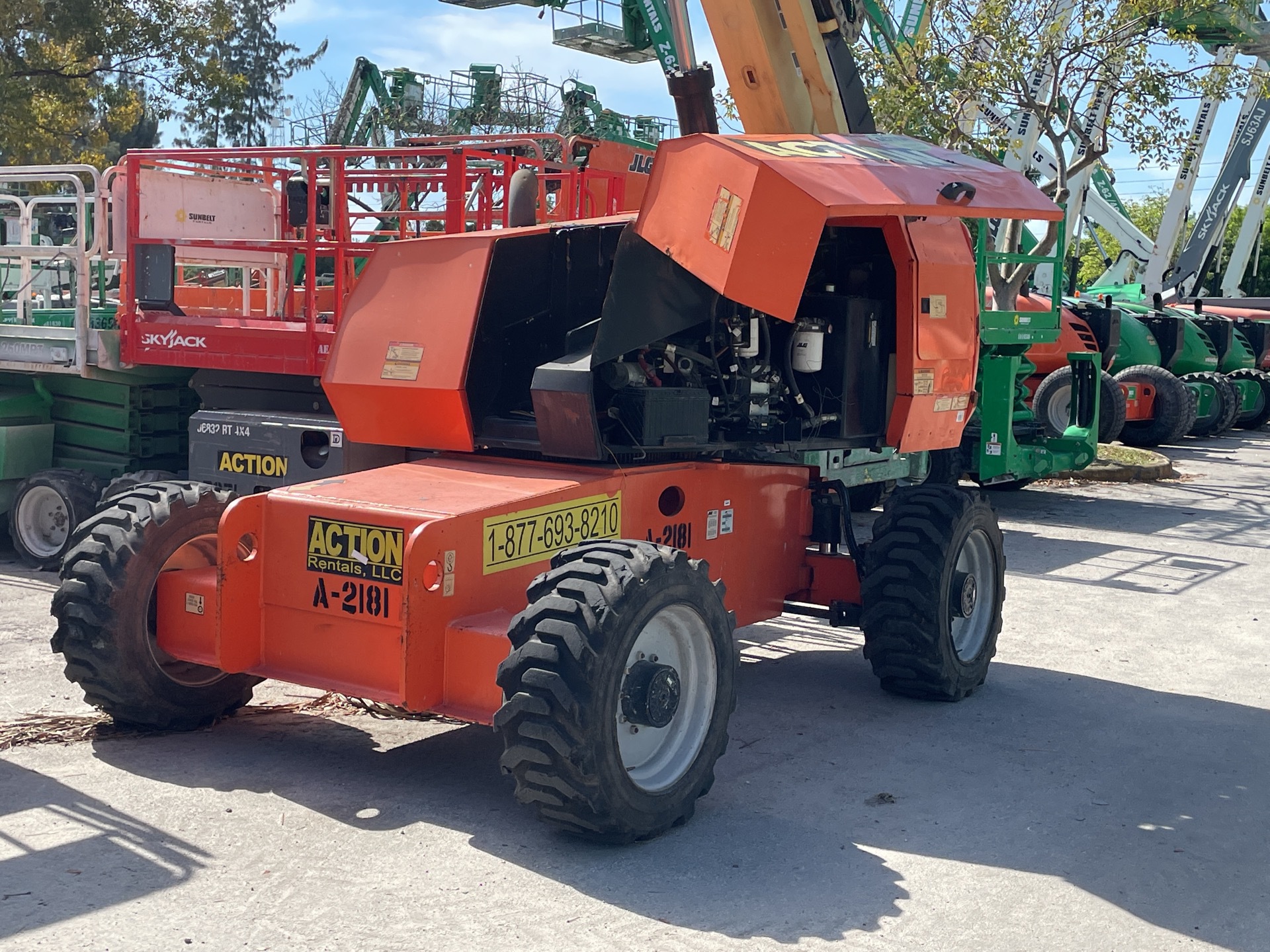 2016 JLG 600S 4WD Diesel Telescopic Boom Lift