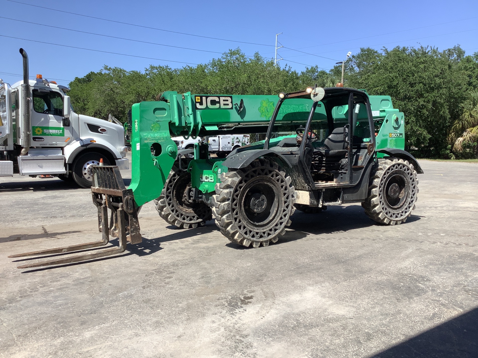 2014 JCB 507-42 Telehandler