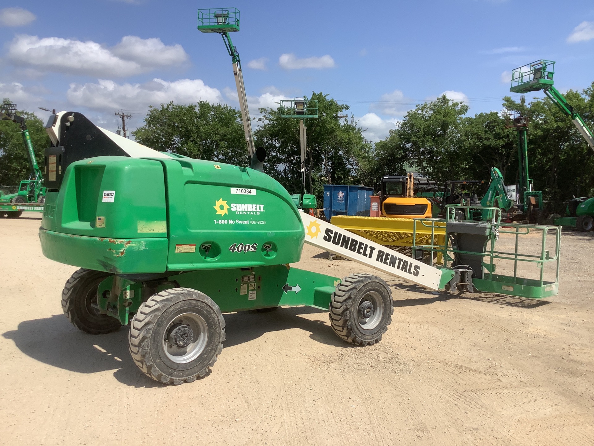 2015 JLG 400S 4WD Diesel Telescopic Boom Lift