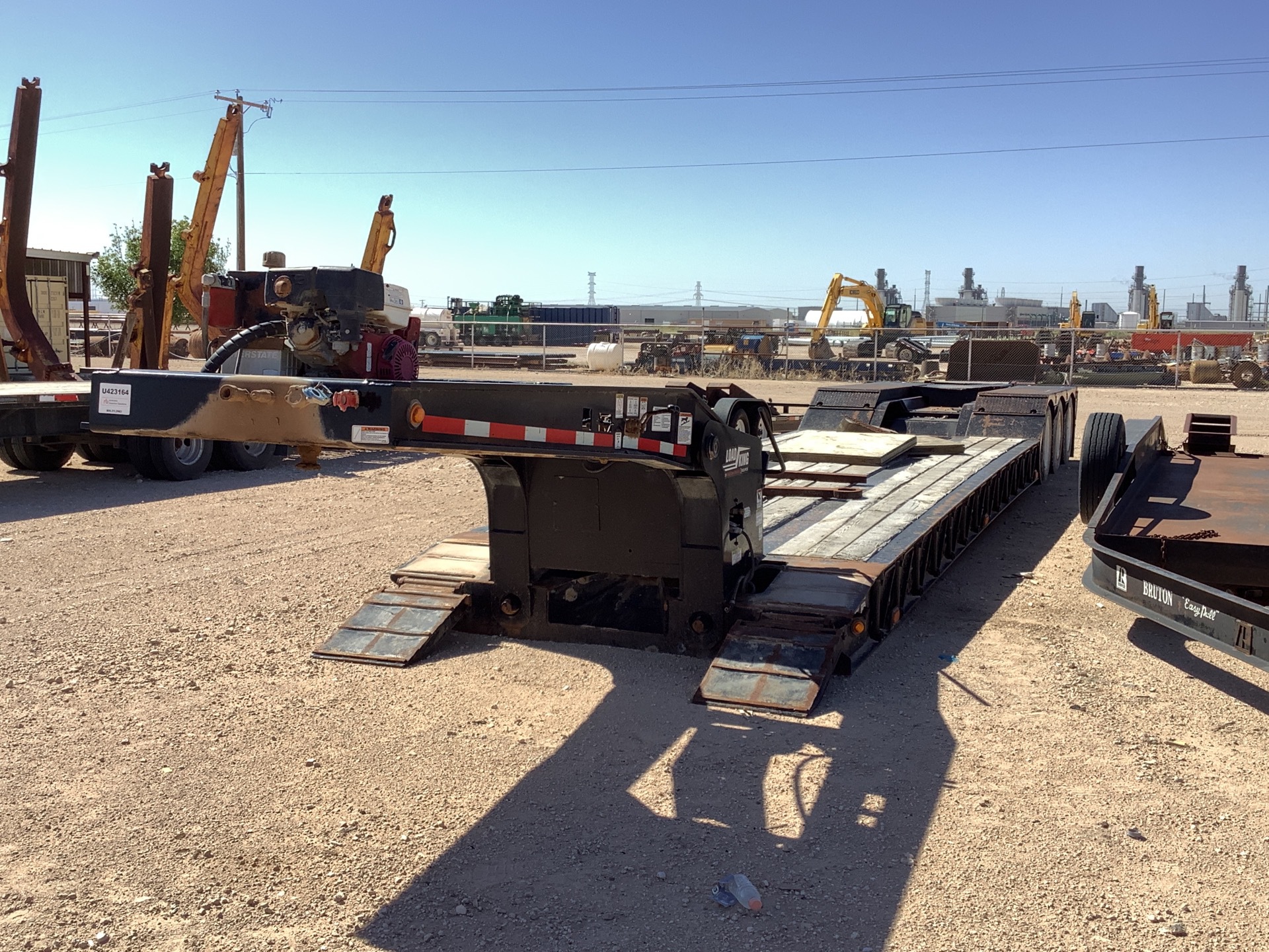 2009 Load King 40 ft Tri/A Removable Gooseneck Lowboy Trailer