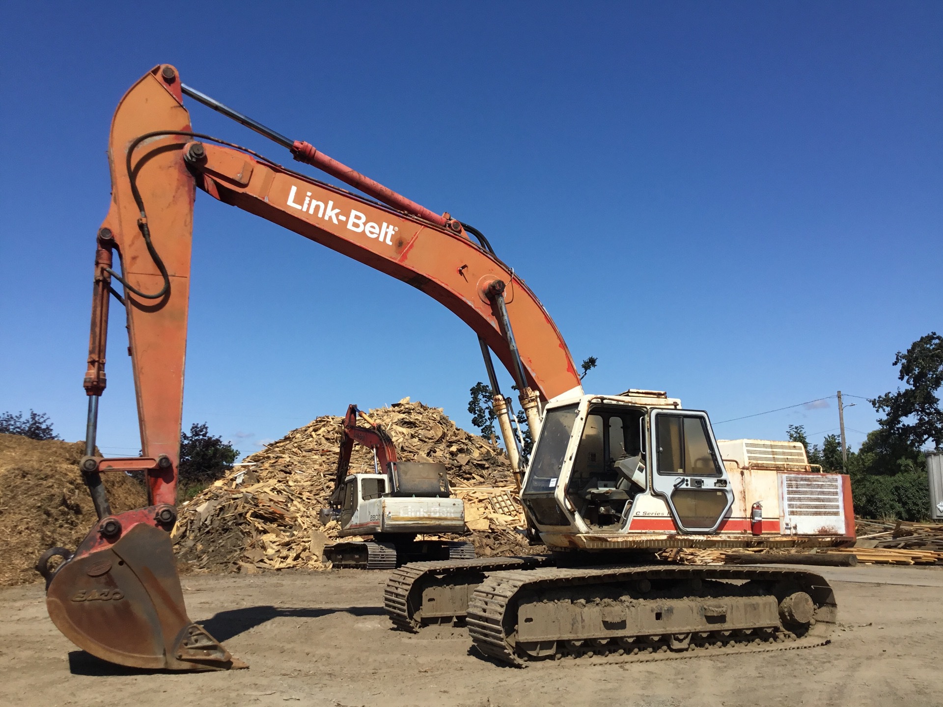 1992 Link-Belt LS4300CII Tracked Excavator