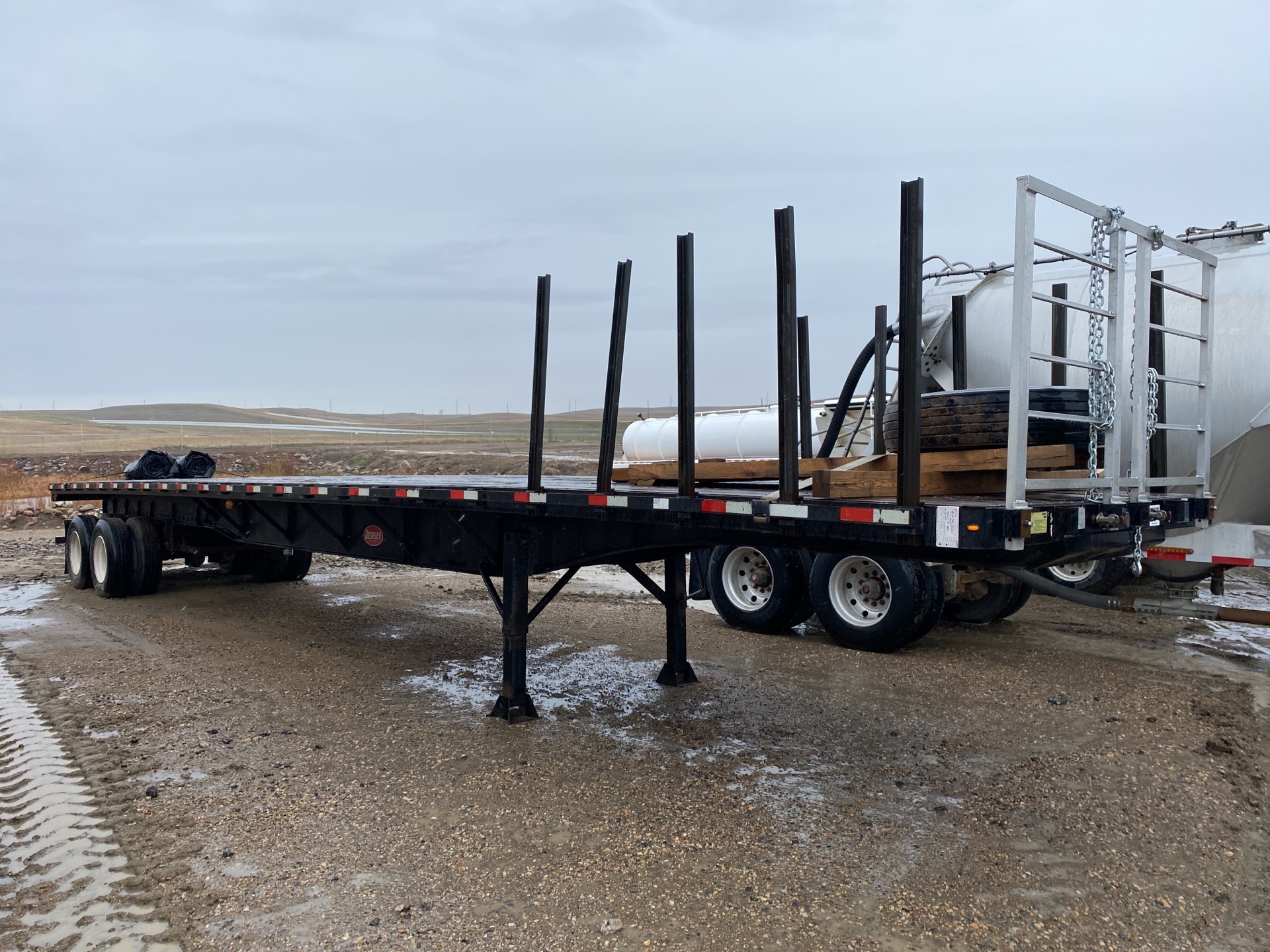 2013 Dorsey 48 ft T/A Flatbed Trailer