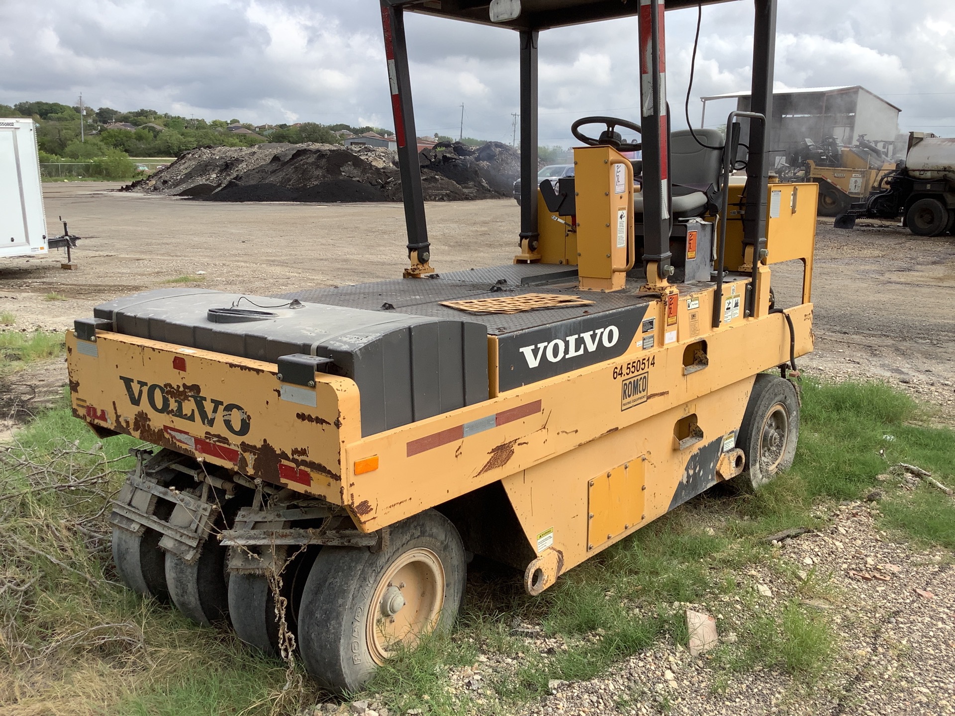 2013 Volvo PT125 9 Wheel Pneumatic Roller