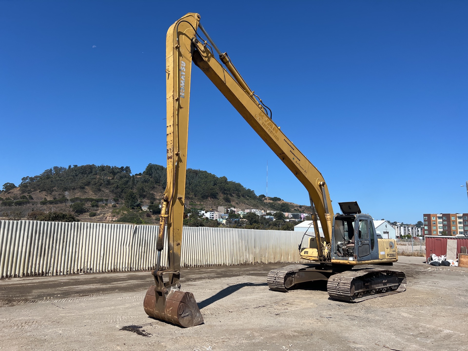 1994 Komatsu PC220LC-8 Long Reach Tracked Excavator