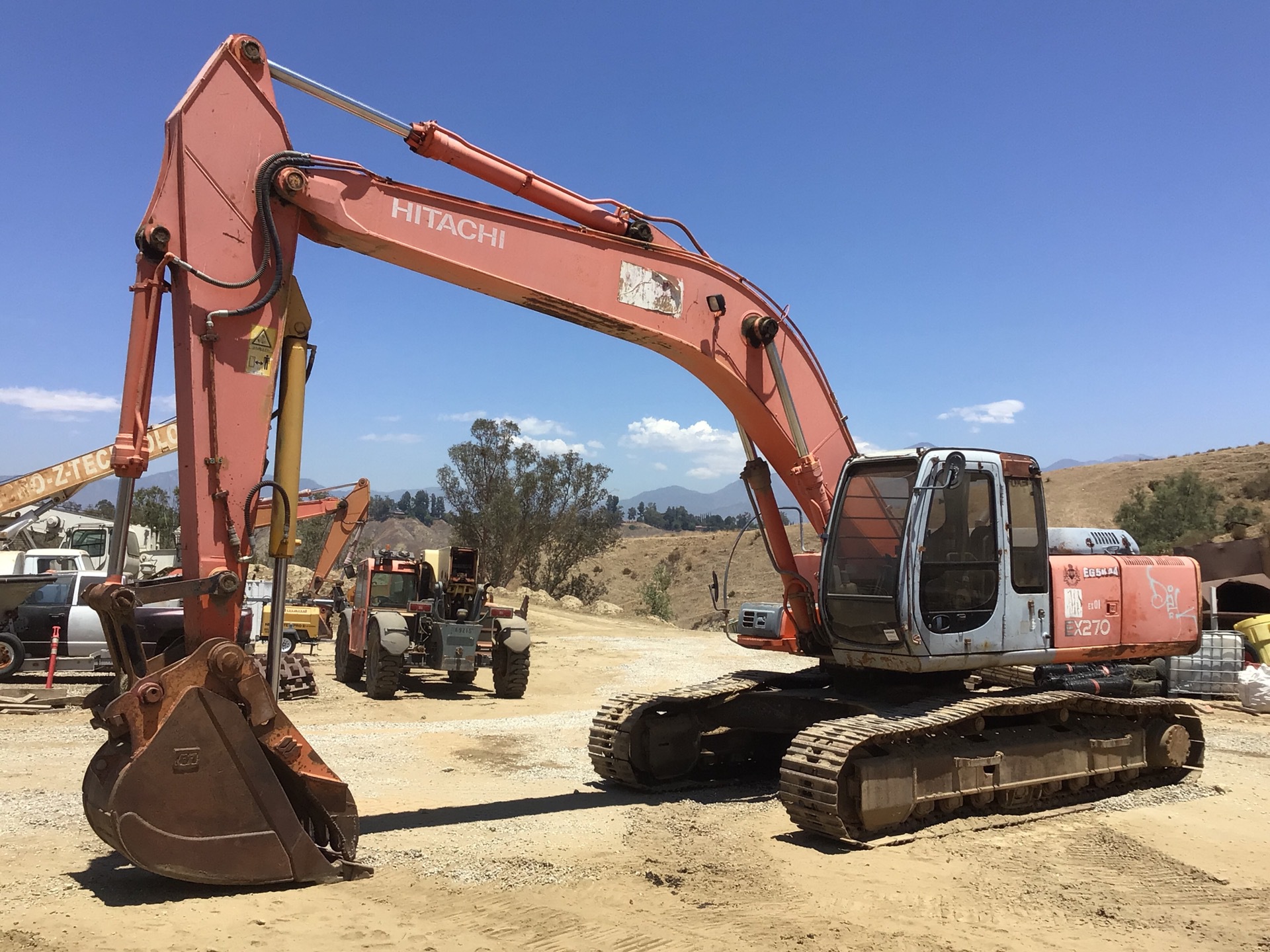 2000 Hitachi EX270-5 Tracked Excavator