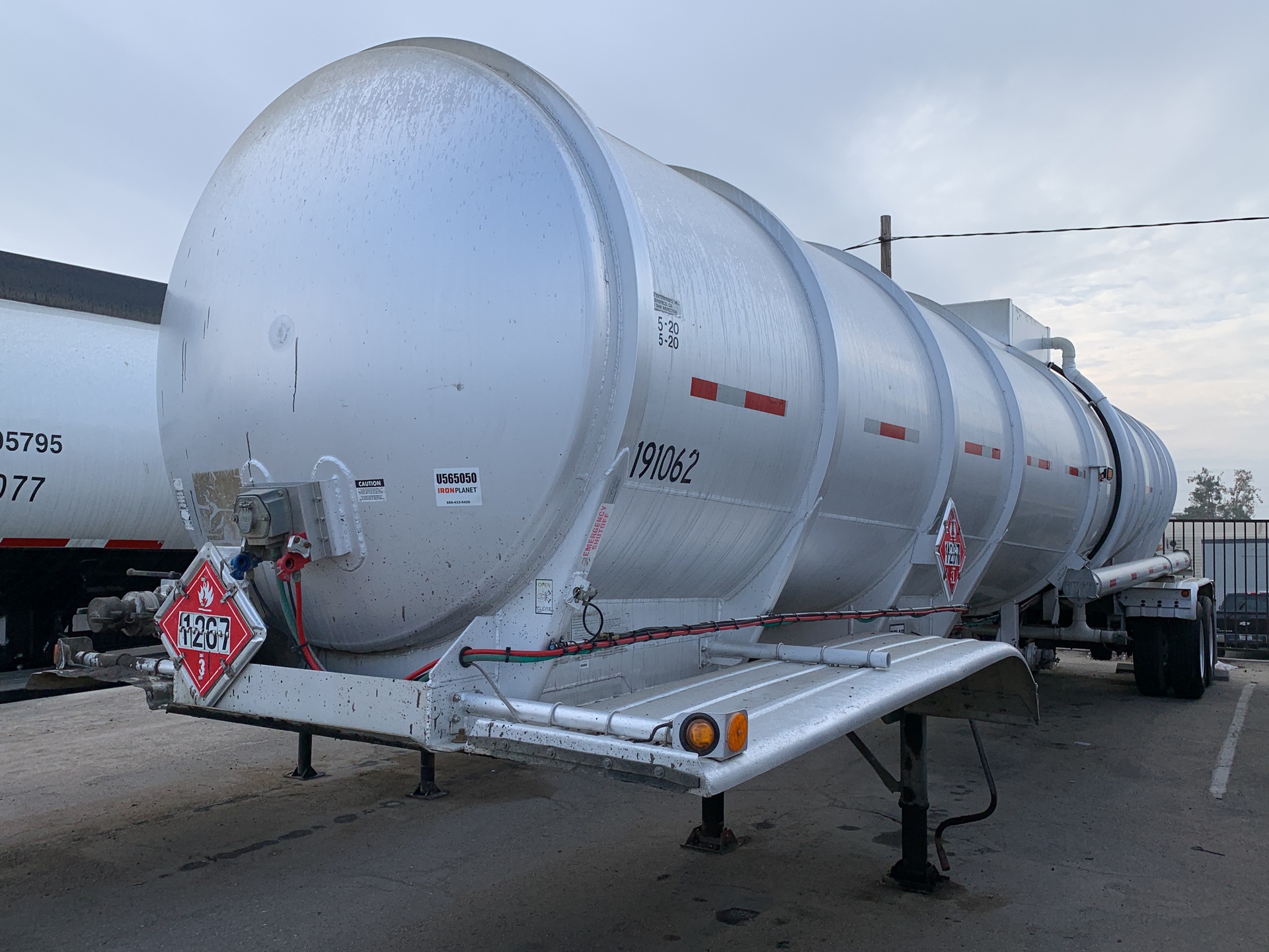 2005 Polar T/A Tanker Trailer