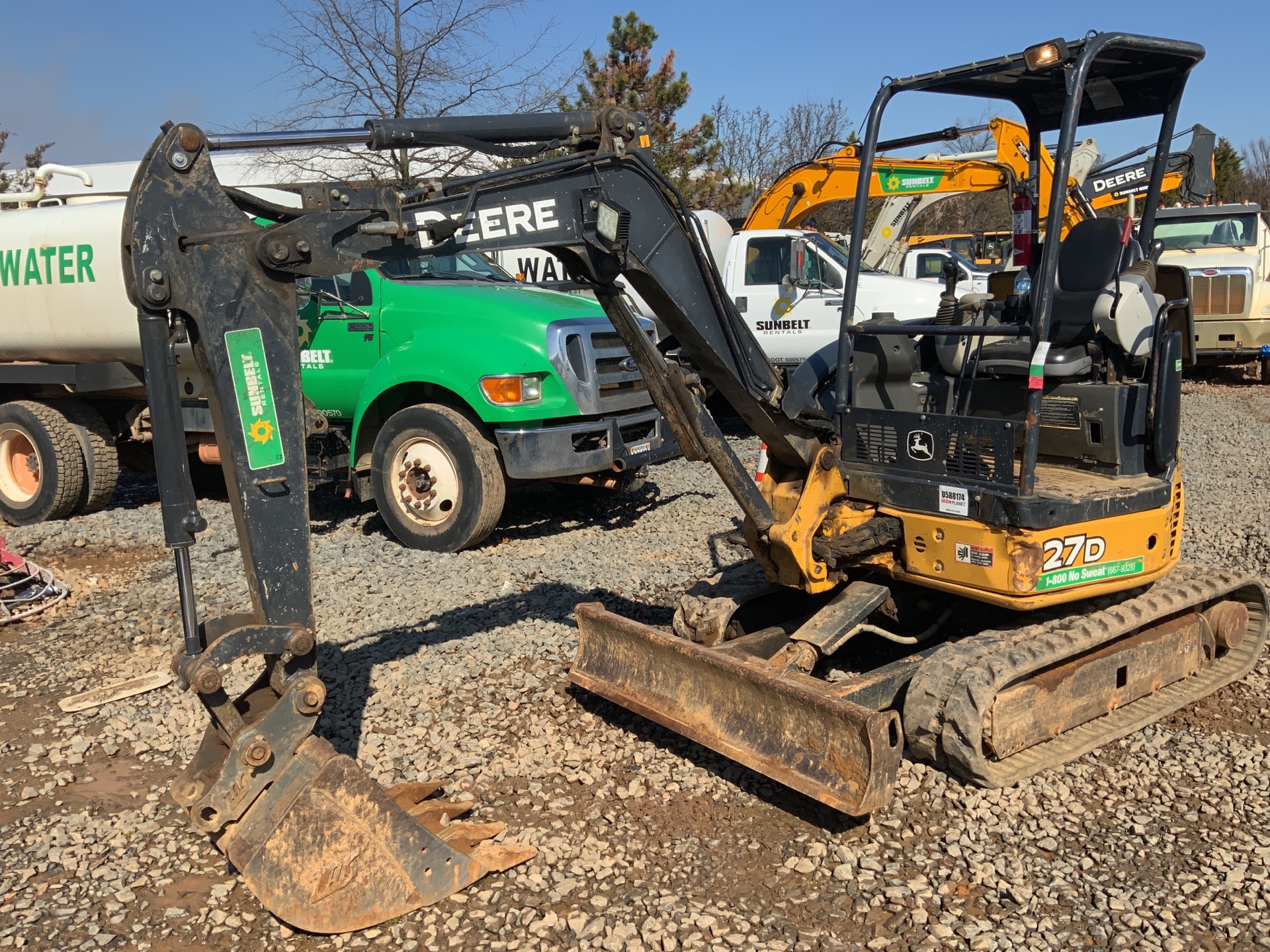 2014 John Deere 27D Mini Excavator