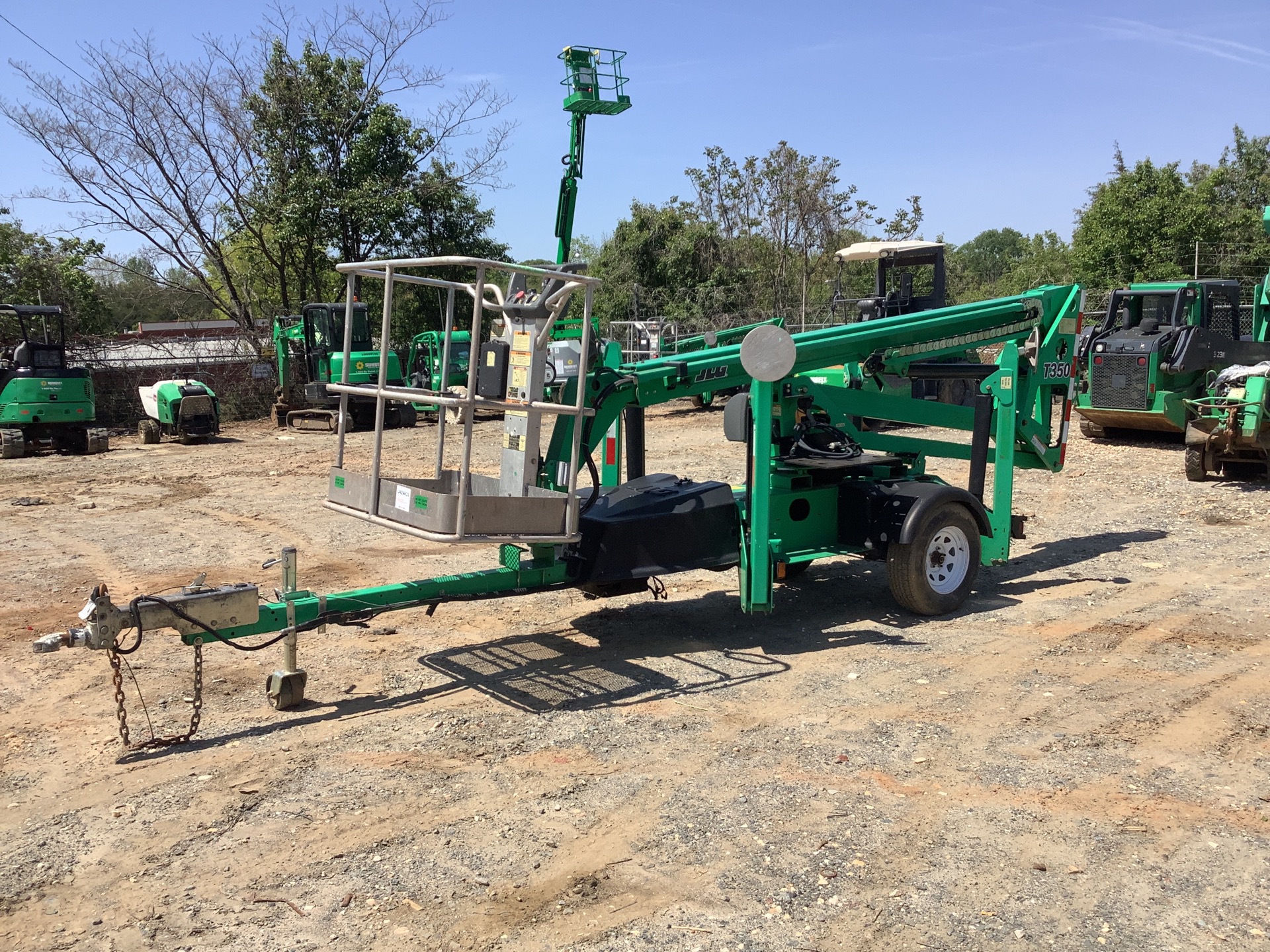 2014 JLG T350 Towable Lift