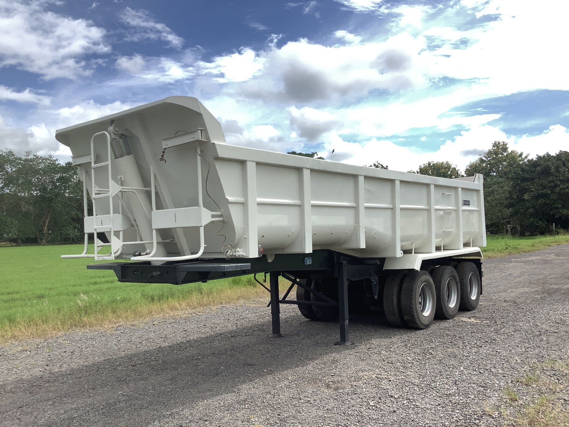 2007 Randon SR-BA-AB-03-25 Tri/A End Dump Trailer