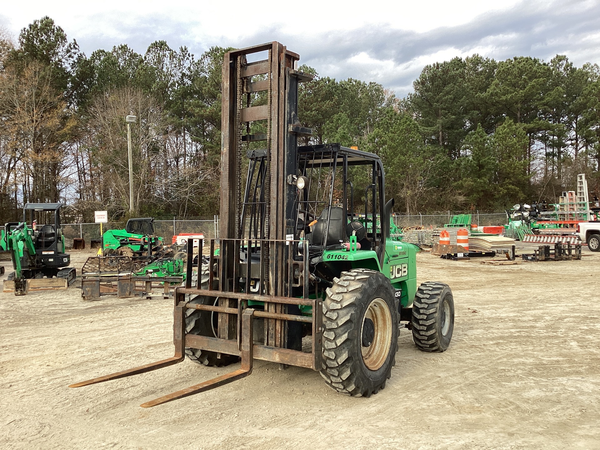 2014 JCB 930 6000 lb 4x4 Rough Terrain Forklift