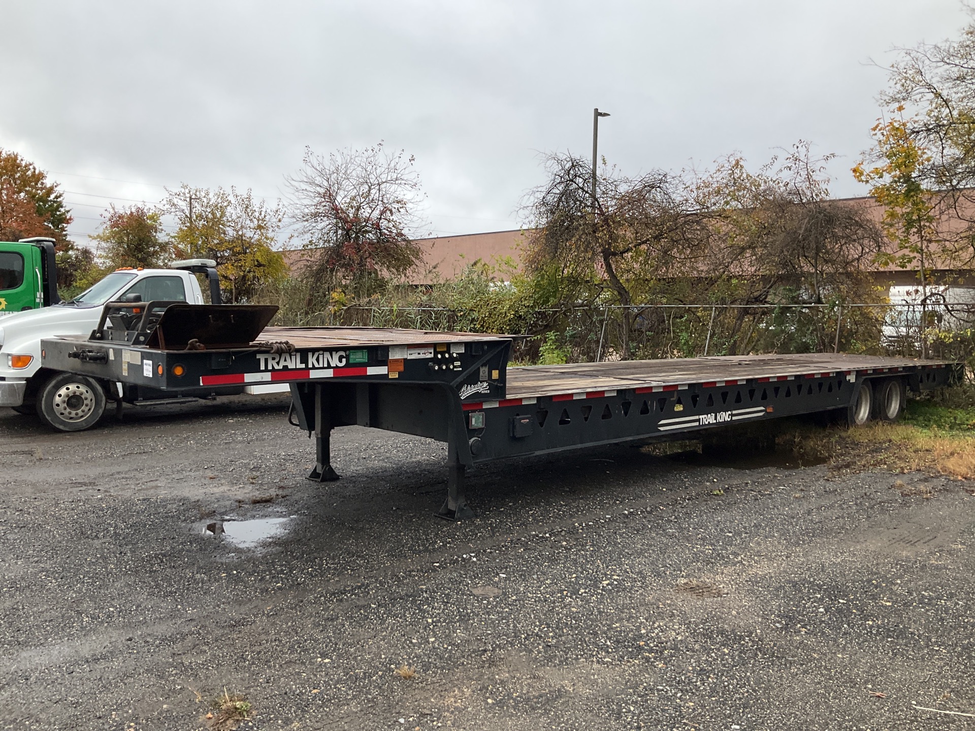 2013 Trail King TK80HT-482 T/A Hydraulic Tail Trailer