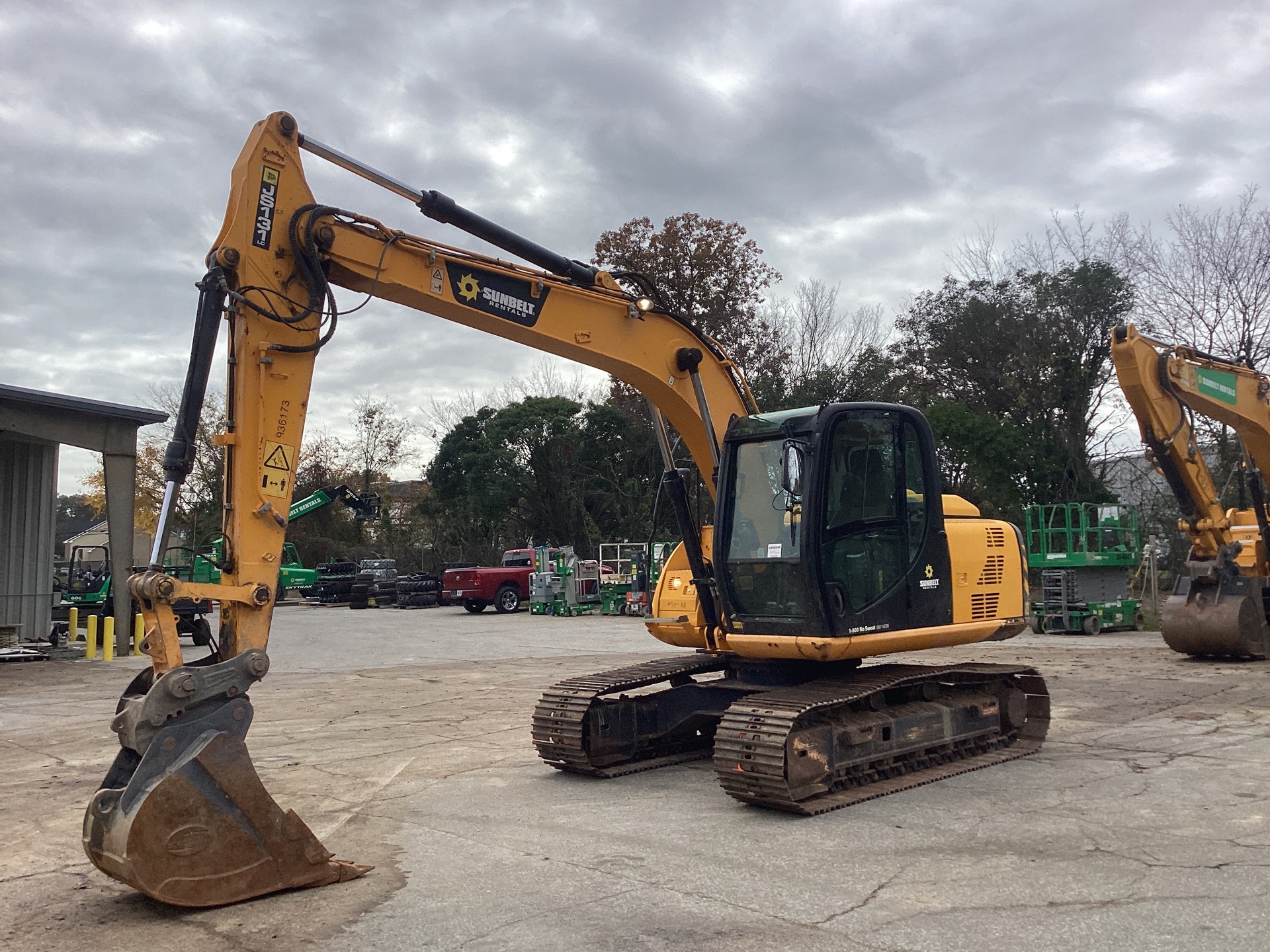 2016 JCB JS131LC Tracked Excavator