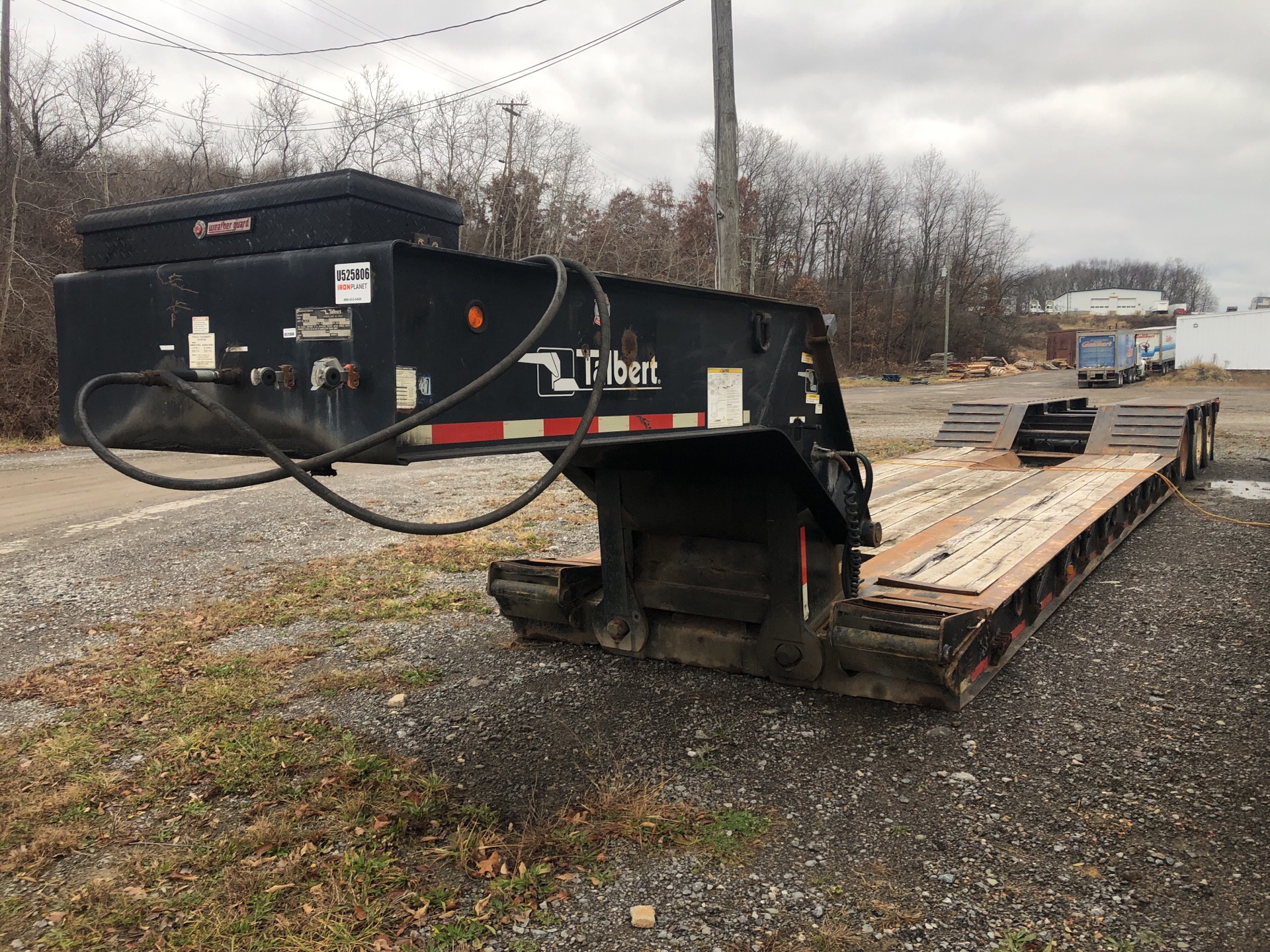 1995 Talbert T3DW-60-HRG-1-T1 144340 lb Tri/A Removable Gooseneck Lowboy Trailer