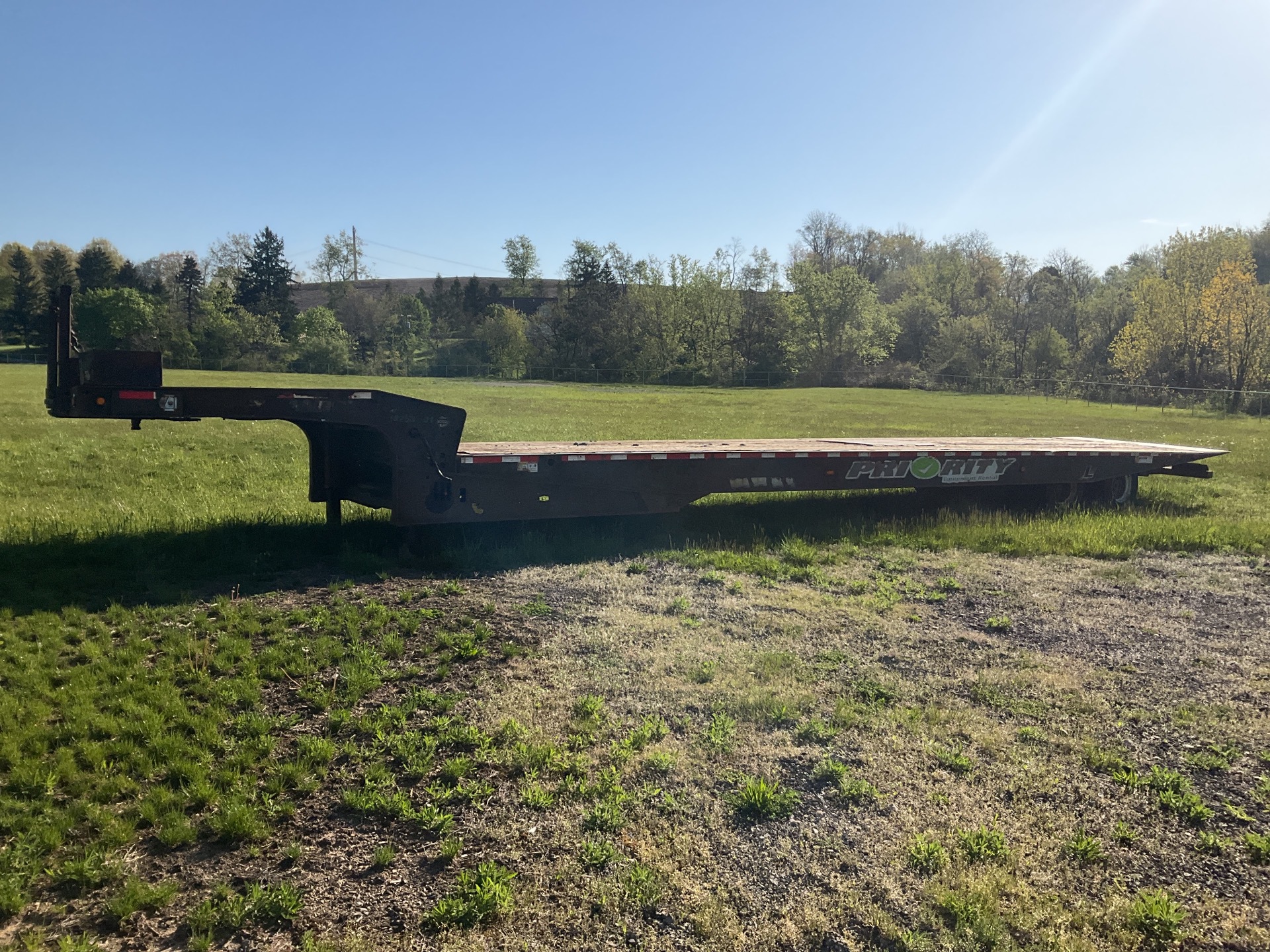 2014 Landoll 440 T/A Sliding Axle Trailer