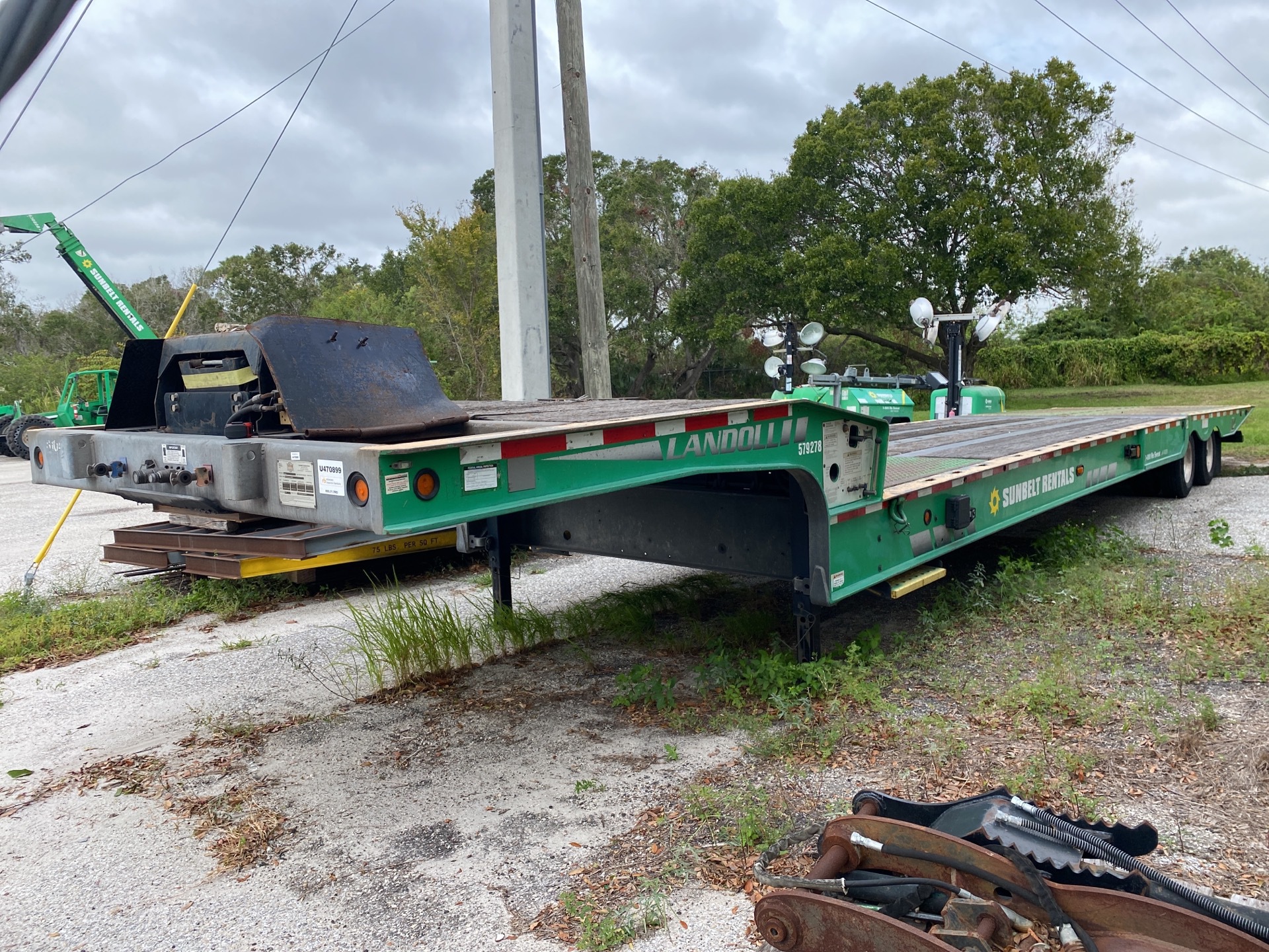 2014 Landoll 930C-48-15 T/A Sliding Axle Trailer