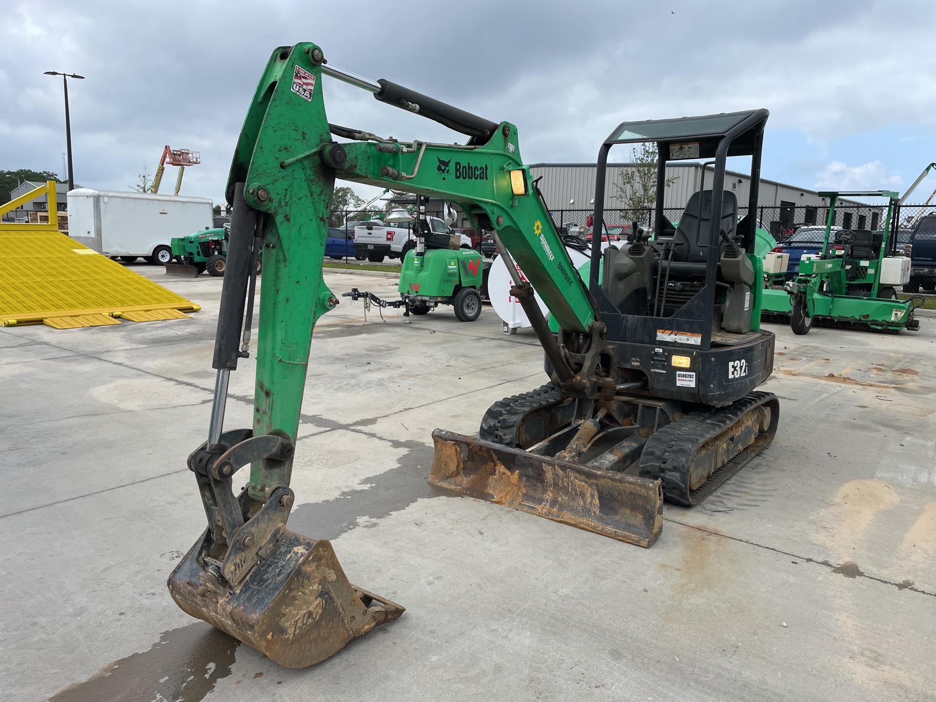 2016 Bobcat E32i Mini Excavator