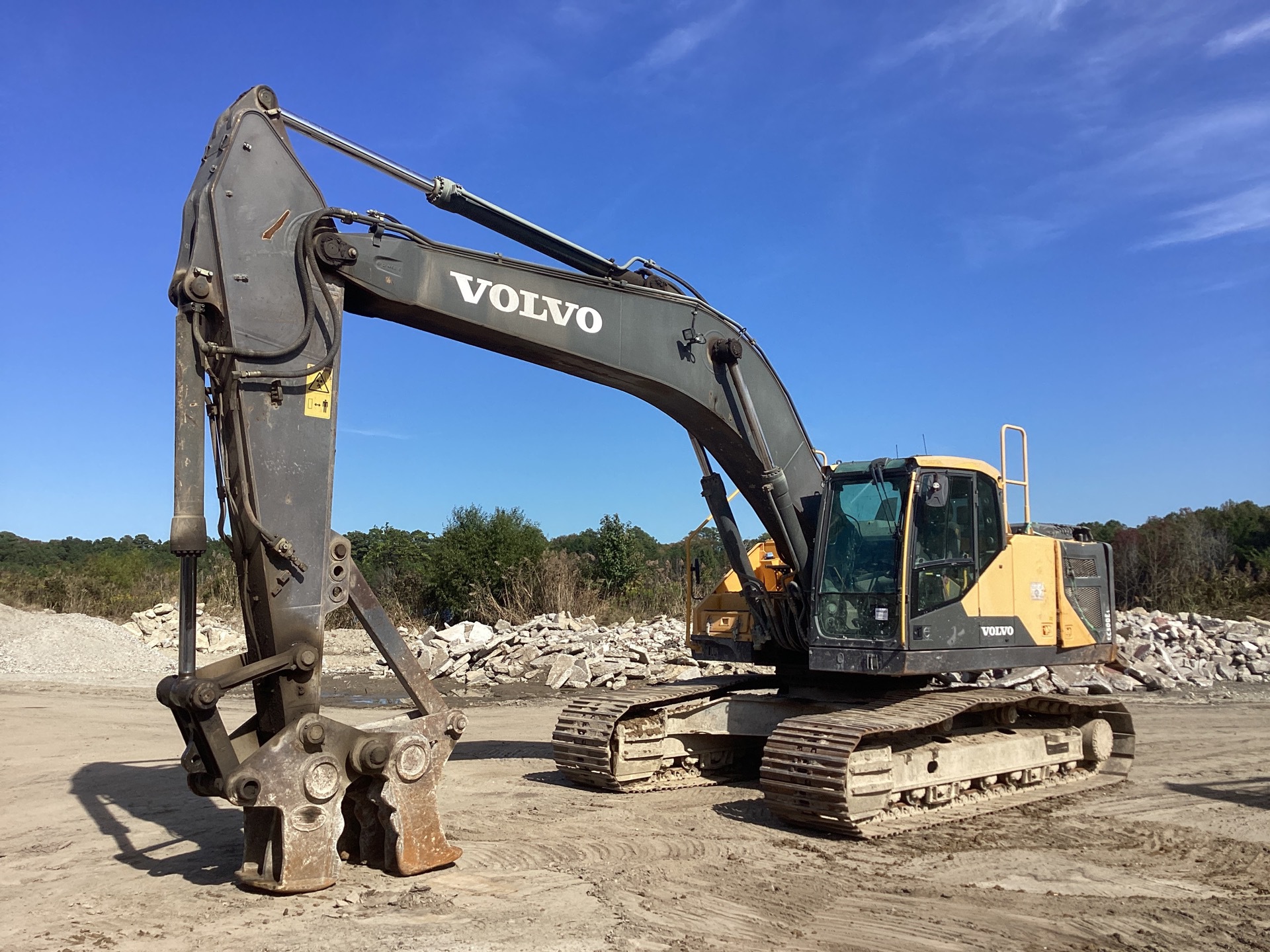 2015 Volvo EC300EL Tracked Excavator