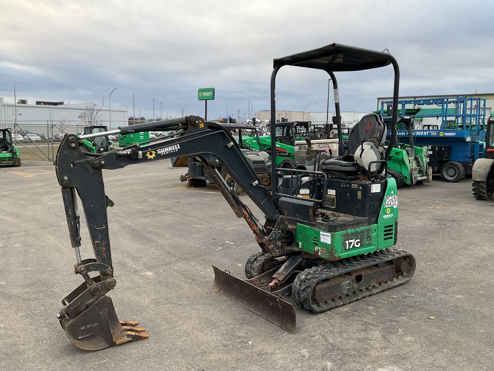 2016 John Deere 17G Mini Excavator