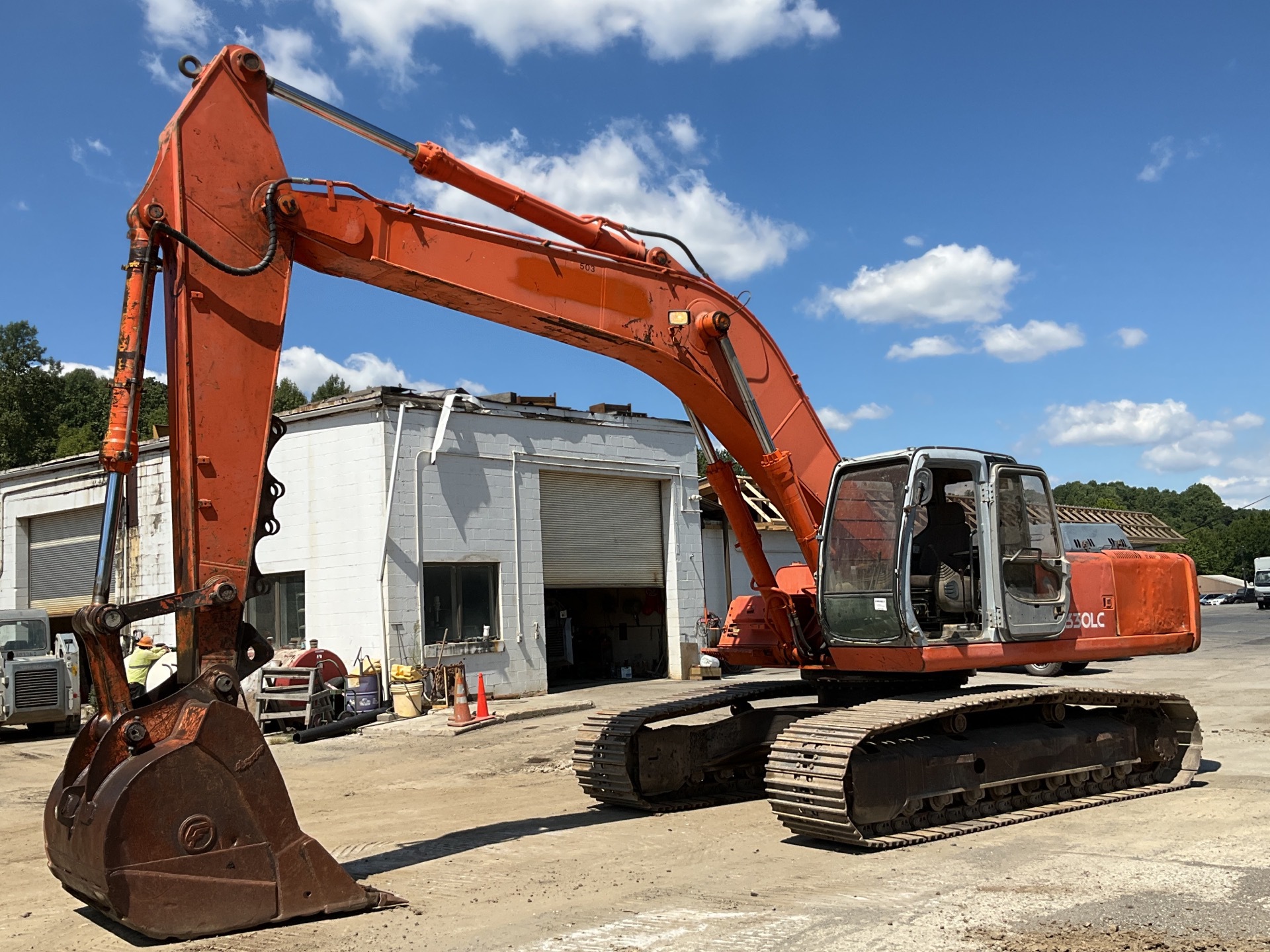 1999 Hitachi EX330LC-5 Tracked Excavator