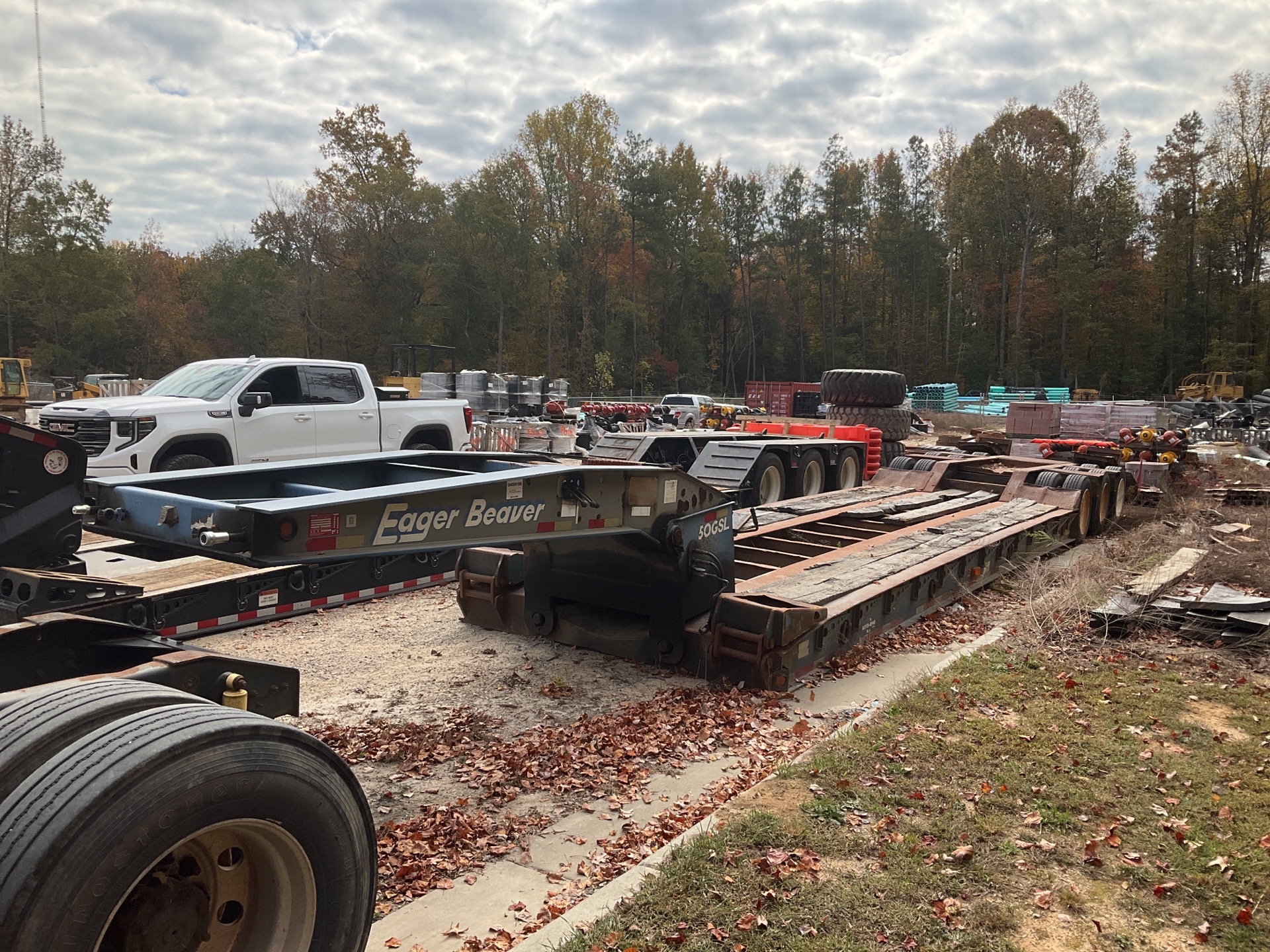 2000 Eager Beaver 50GSL 50 ton 24 ft 24 ft Tri/A Lowboy Trailer