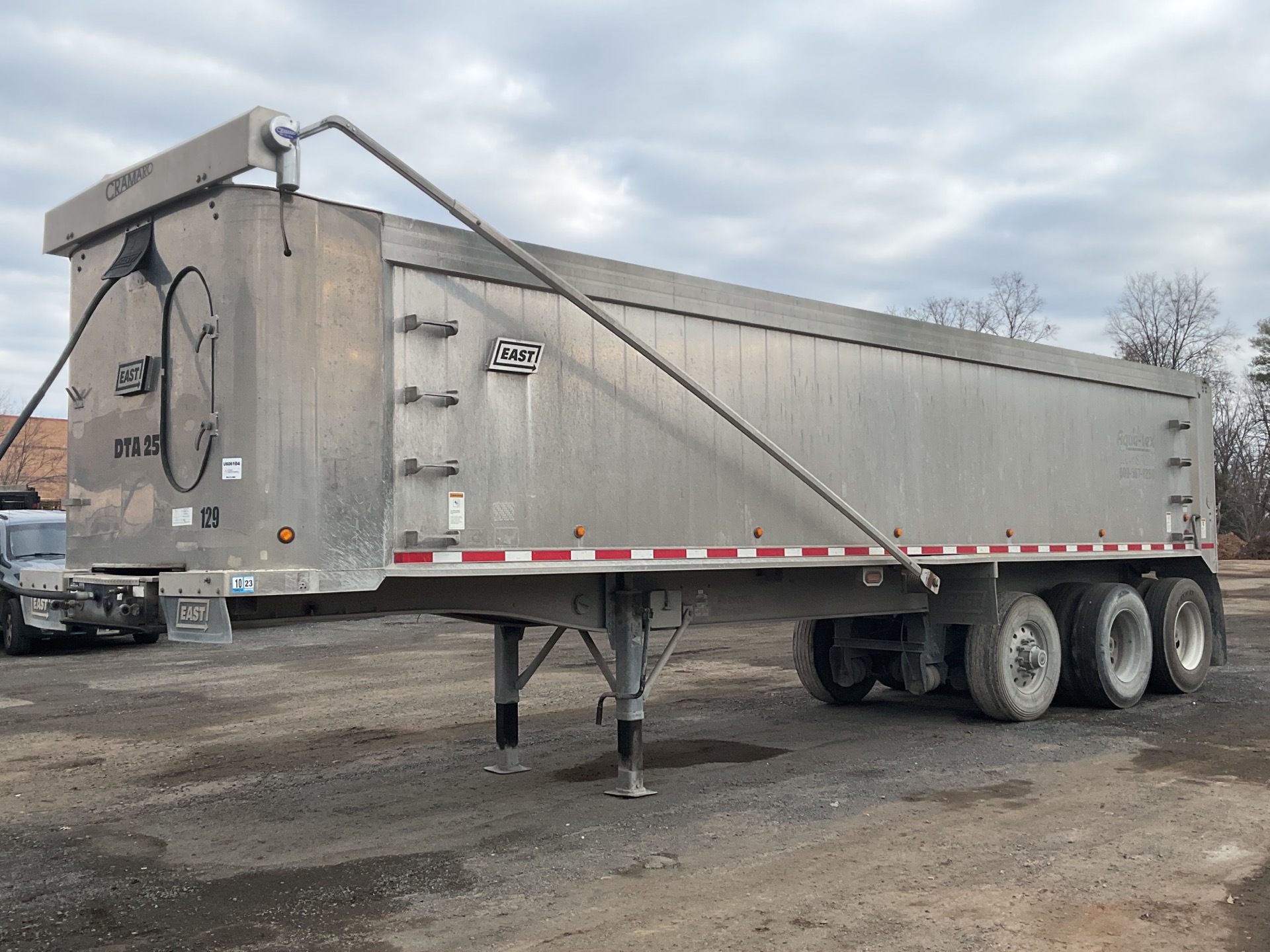 2016 East 31 ft T/A Aluminum End Dump Trailer