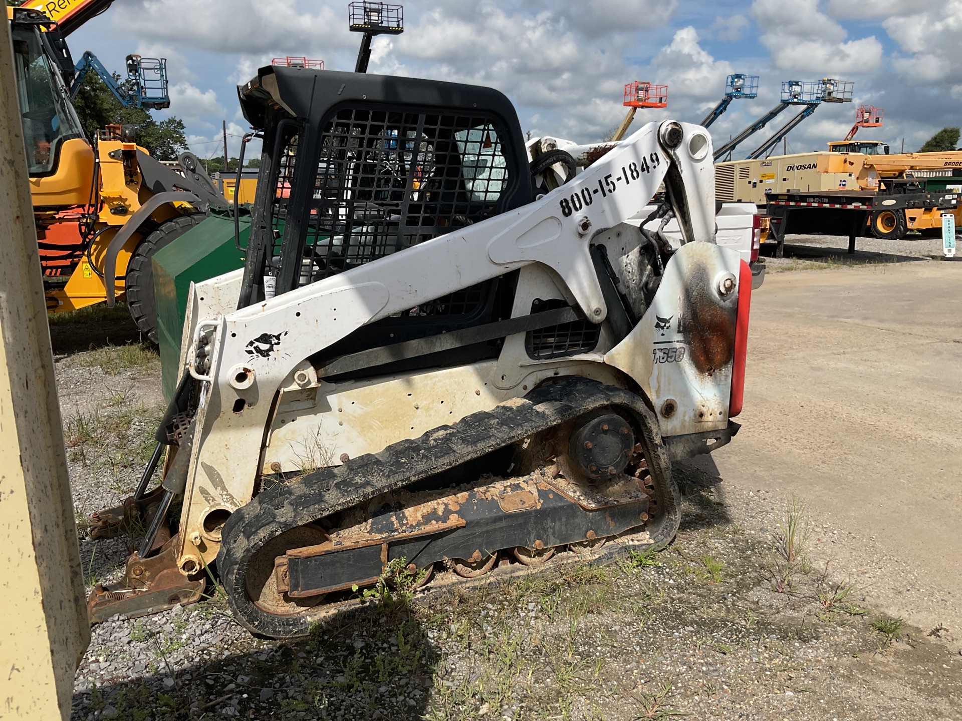 2017 Bobcat T650 Compact Track Loader (Inoperable)