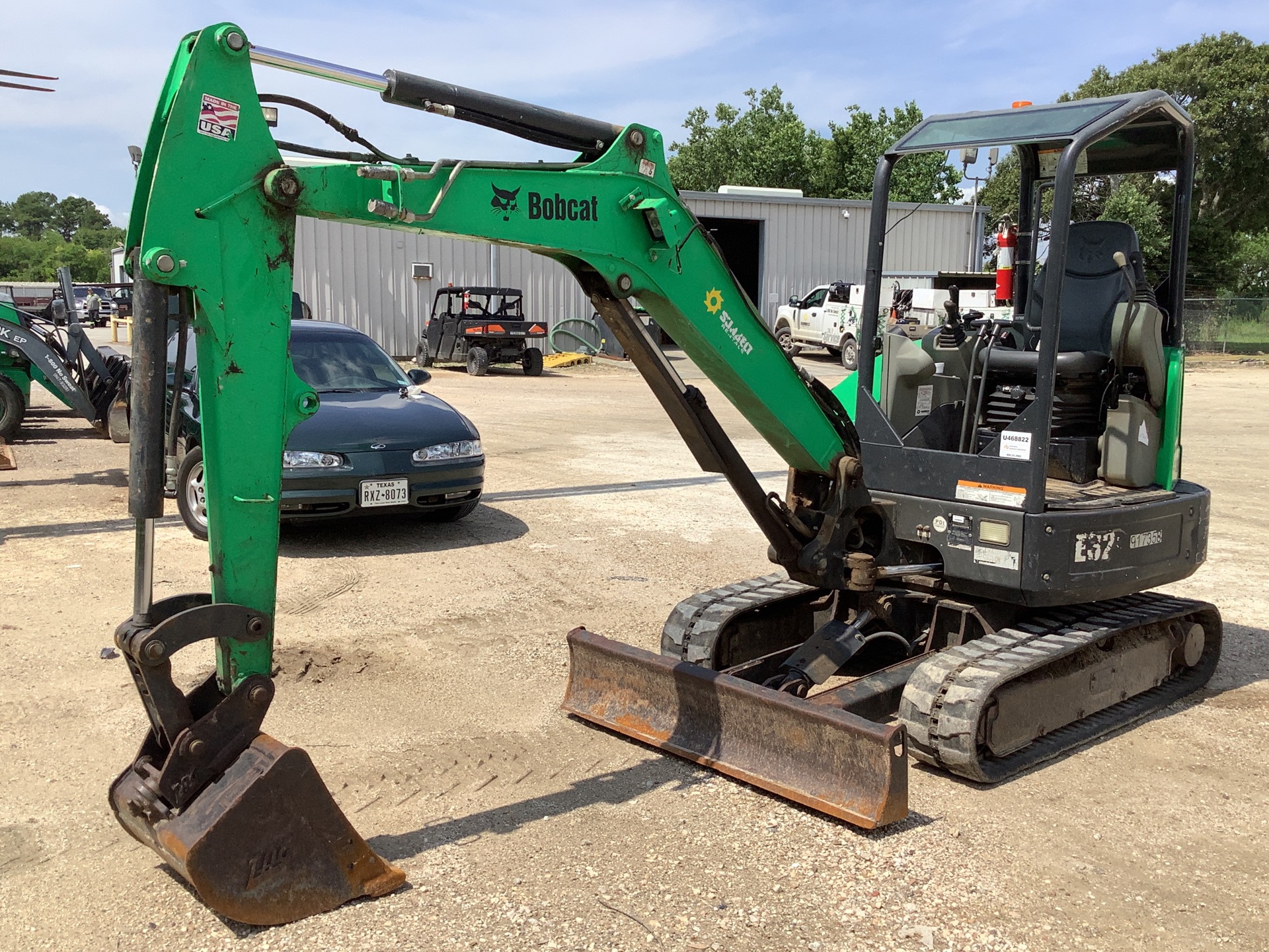 2016 Bobcat E32i Mini Excavator