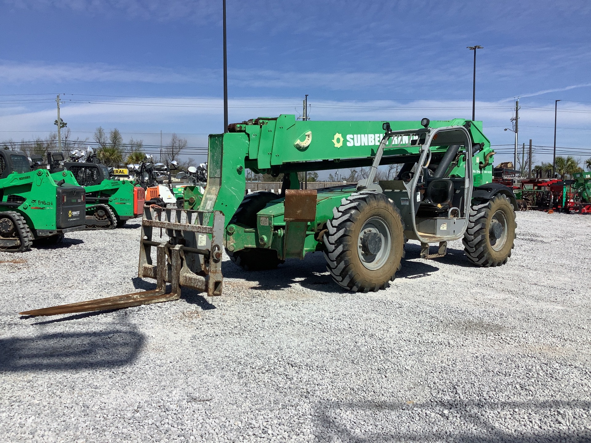 2013 Genie GTH1056 Telehandler