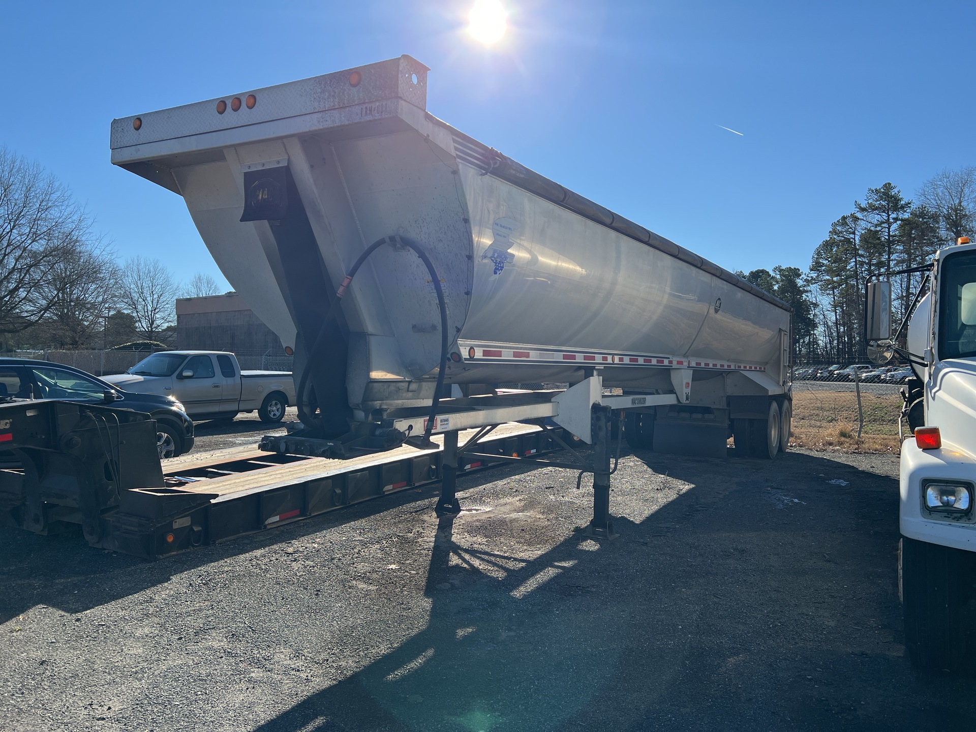 2006 MAC T/A End Dump Trailer