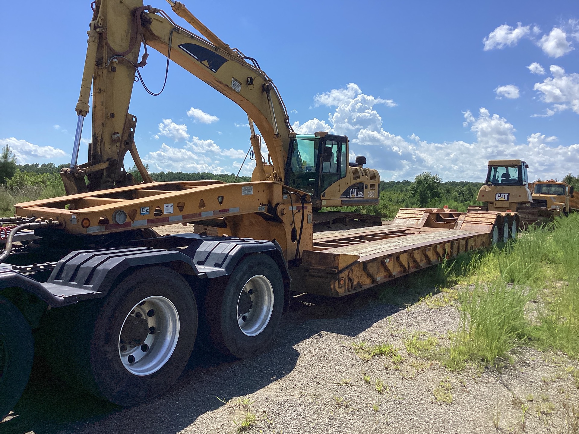 1997 Trail King TK100HDG 34 ft Tri/A Removable Gooseneck Lowboy Trailer