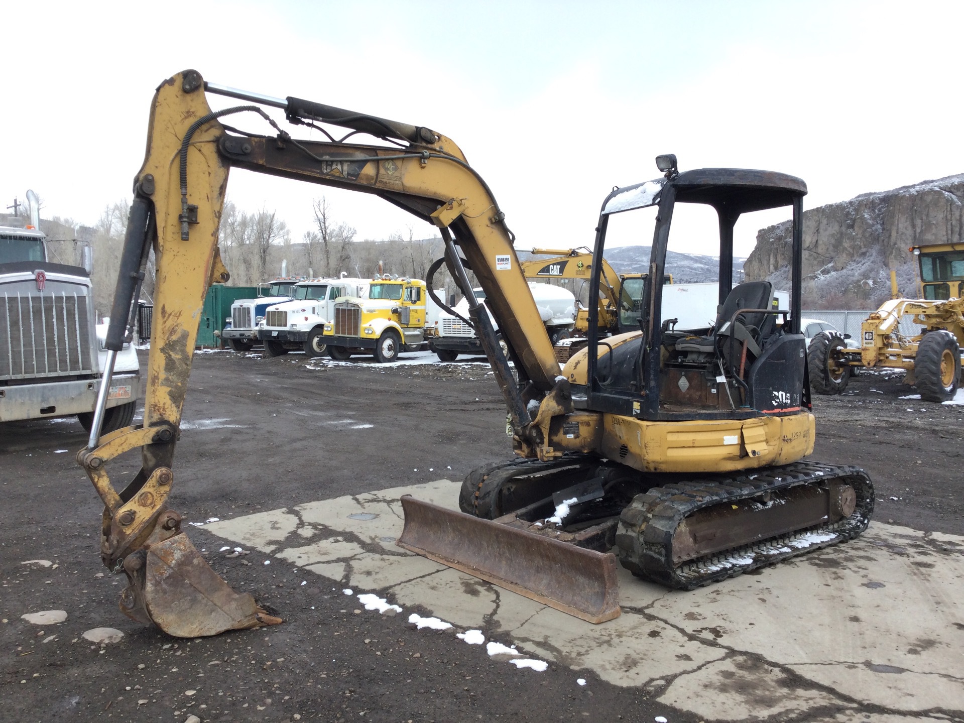 2004 Cat 304 CR Mini Excavator