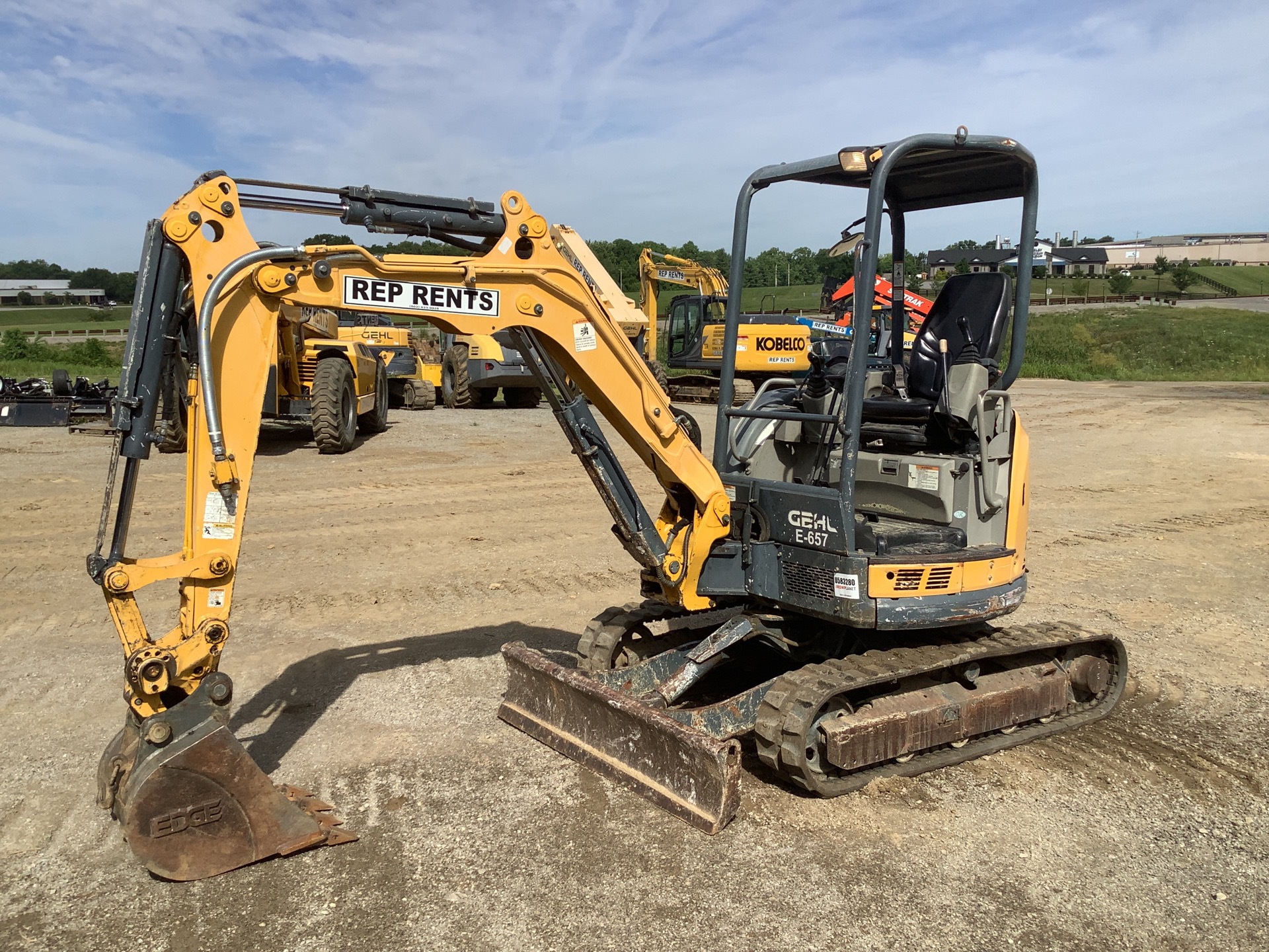 2012 Gehl Z27 Mini Excavator