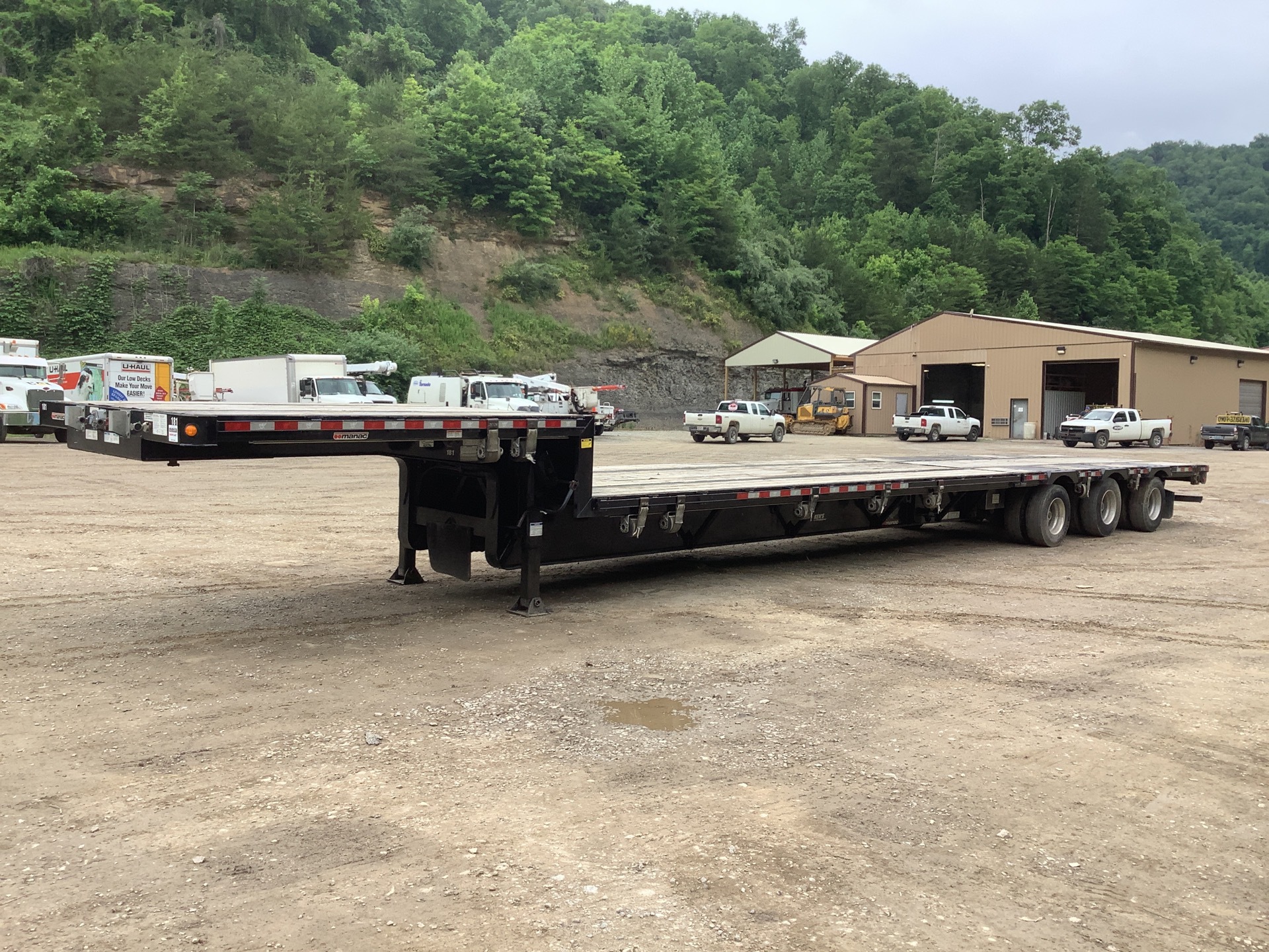 2018 Manac 14353A030 53 ft Tri/A Step Deck Trailer