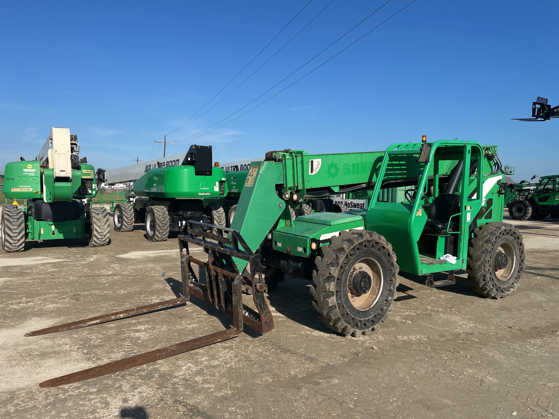 2015 SkyTrak 8042 Telehandler