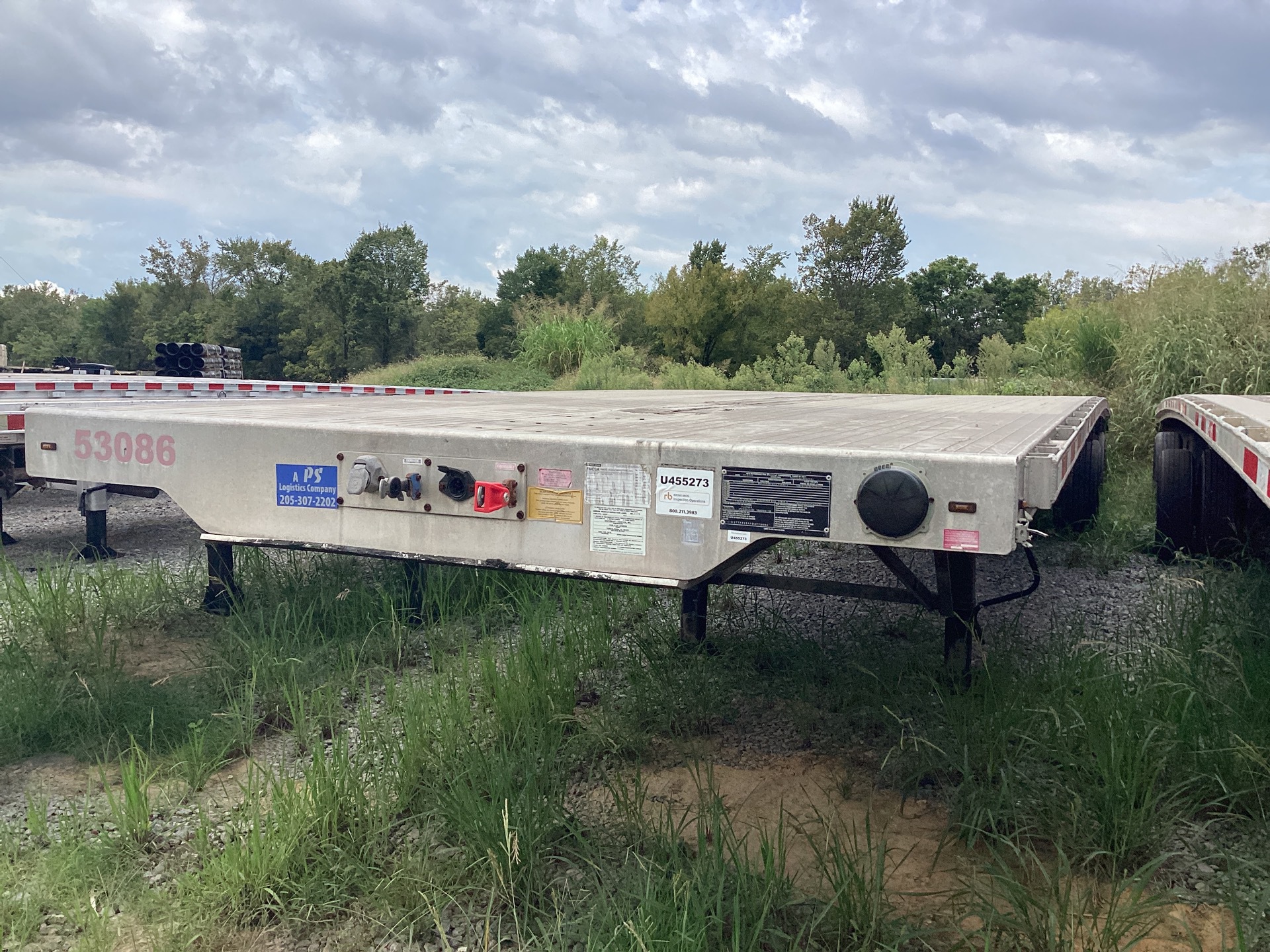 2013 Transcraft 53 ft T/A Flatbed Trailer